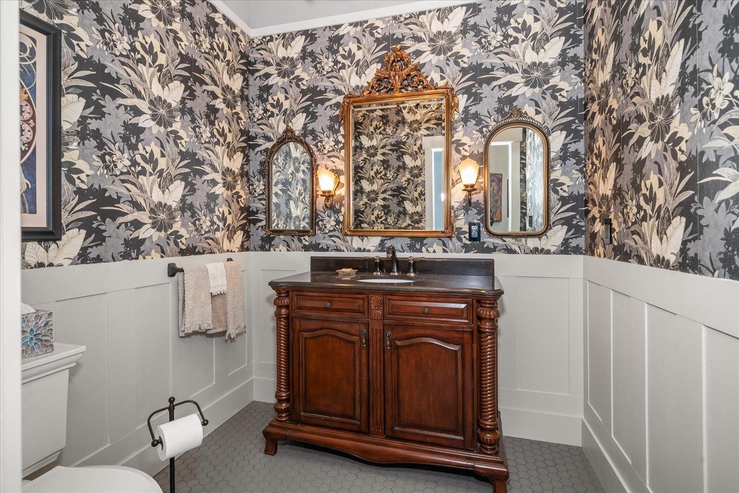 Homes for sale in Spokane, WA | 2107 E Peachtree Ct, Spokane, WA 99203 | MLS# 202525835