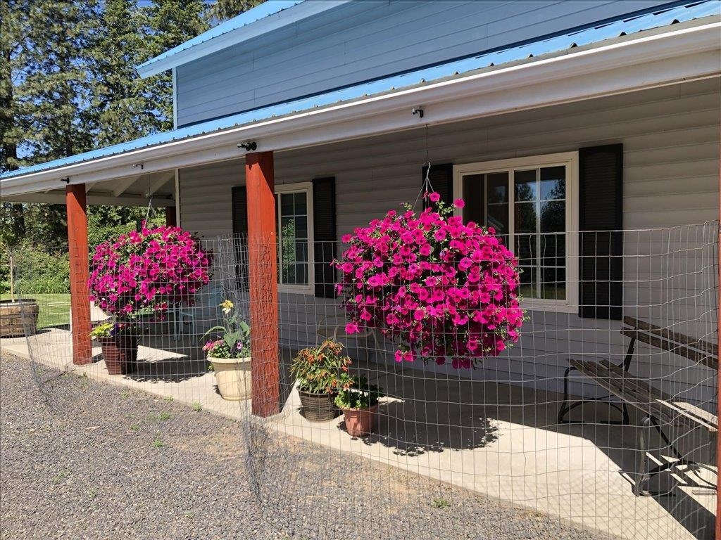 Homes for sale in Mead, WA | 23303 N Madison Rd, Mead, WA 99021 | MLS# 202526214