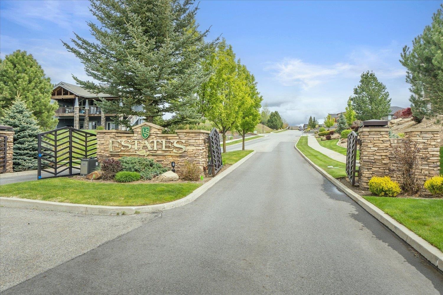 Homes for sale in Liberty Lake, WA | 151 N Chief Garry Dr, Liberty Lake, WA 99019 | MLS# 202526399