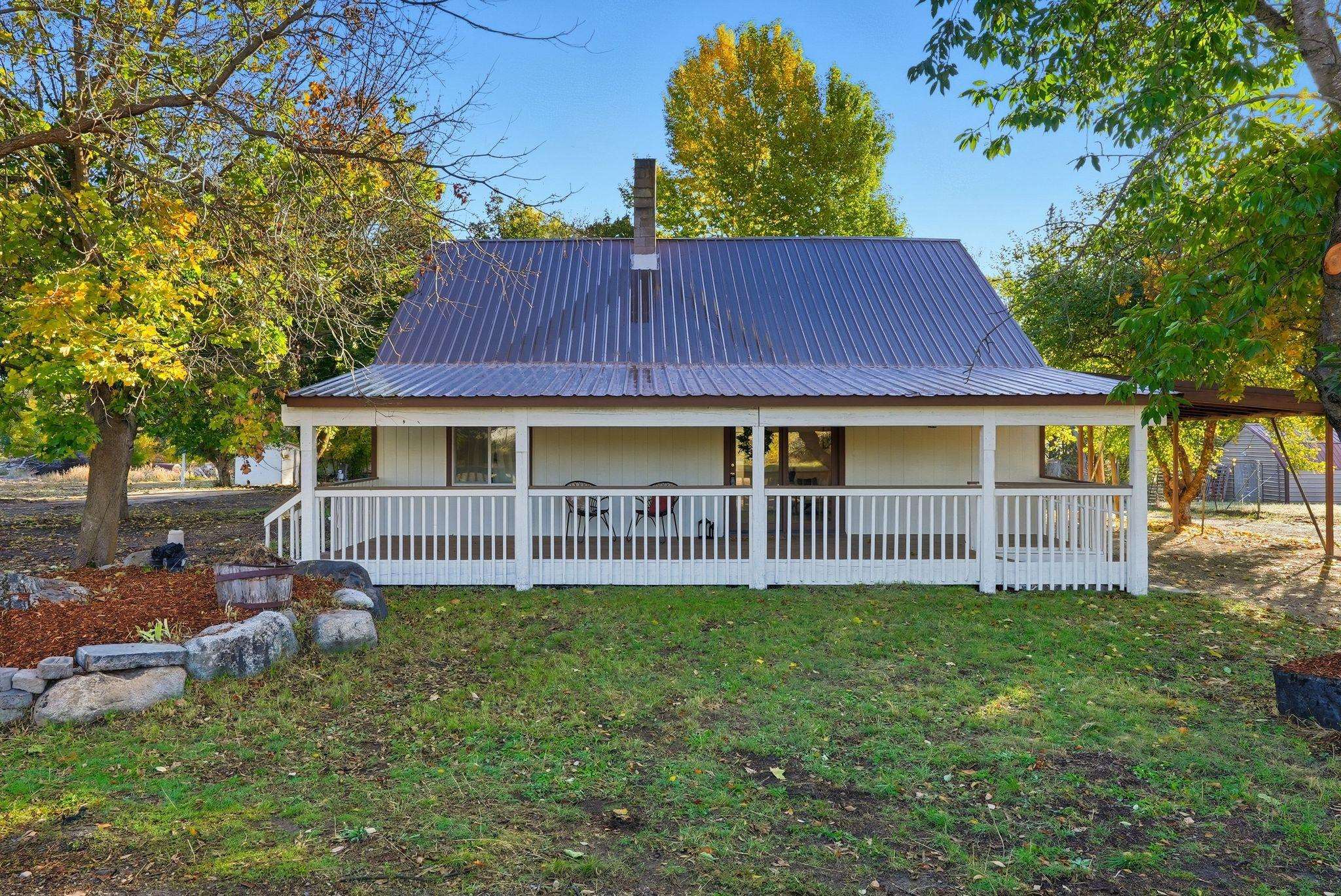 Homes for sale in Mead, WA | 3015 E Center Rd, Mead, WA 99021 | MLS# 202527172