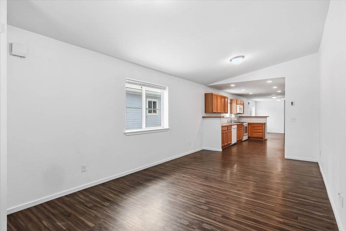 4th image of 402 E I St, Deer Park, WA 99006 | MLS# 202610650