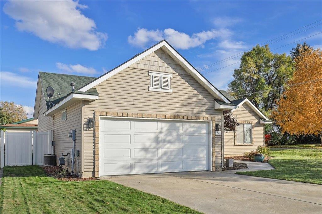 Homes for sale in Spokane Valley, WA | 721 S Mcmillan Rd, Spokane Valley, WA 99016 | MLS# 202611241