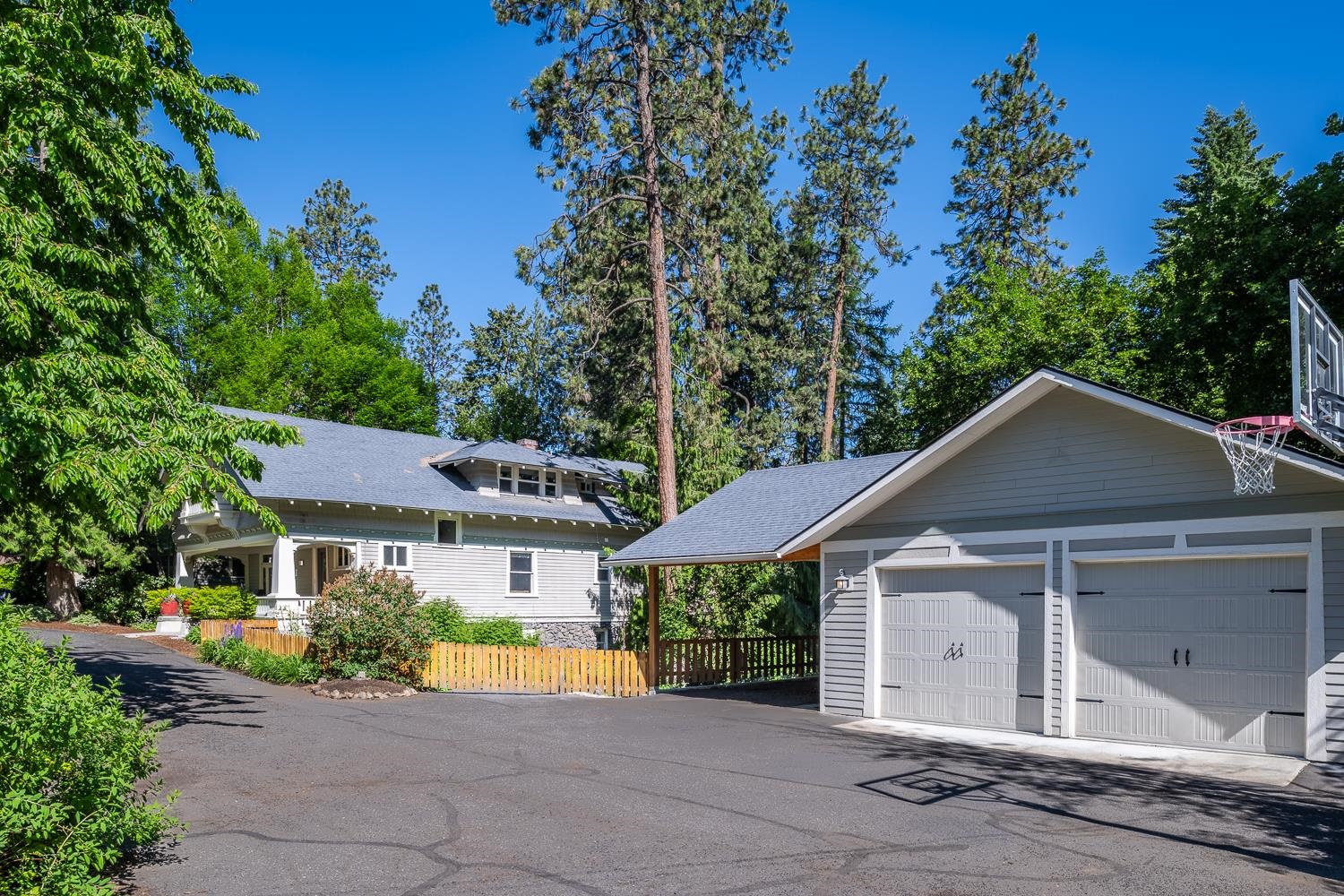 Homes for sale in Spokane, WA | 917 E 20Th Ave, Spokane, WA 99203 | MLS# 202612020