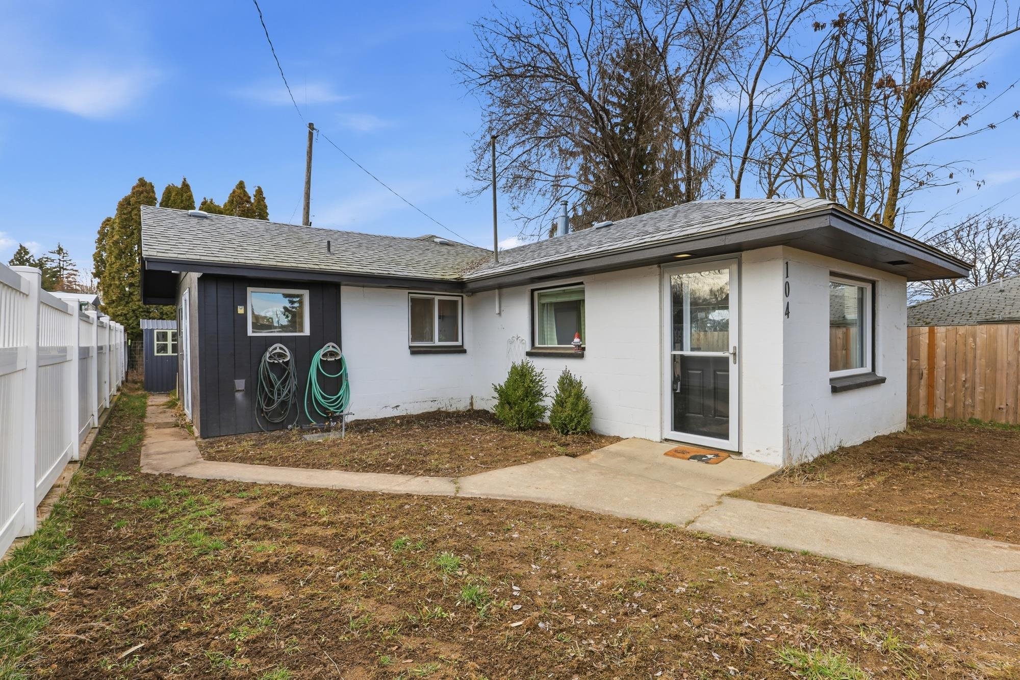 4th image of 104 W Adams St, Harrington, WA 99134 | MLS# 202612771