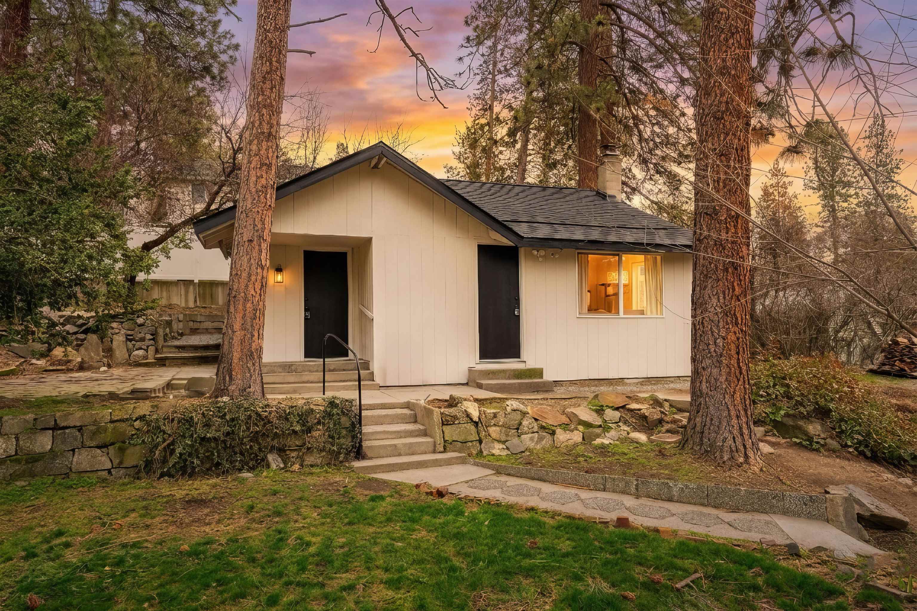 Homes for sale in Spokane Valley, WA | 617 S Farr Rd, Spokane Valley, WA 99206 | MLS# 202613195