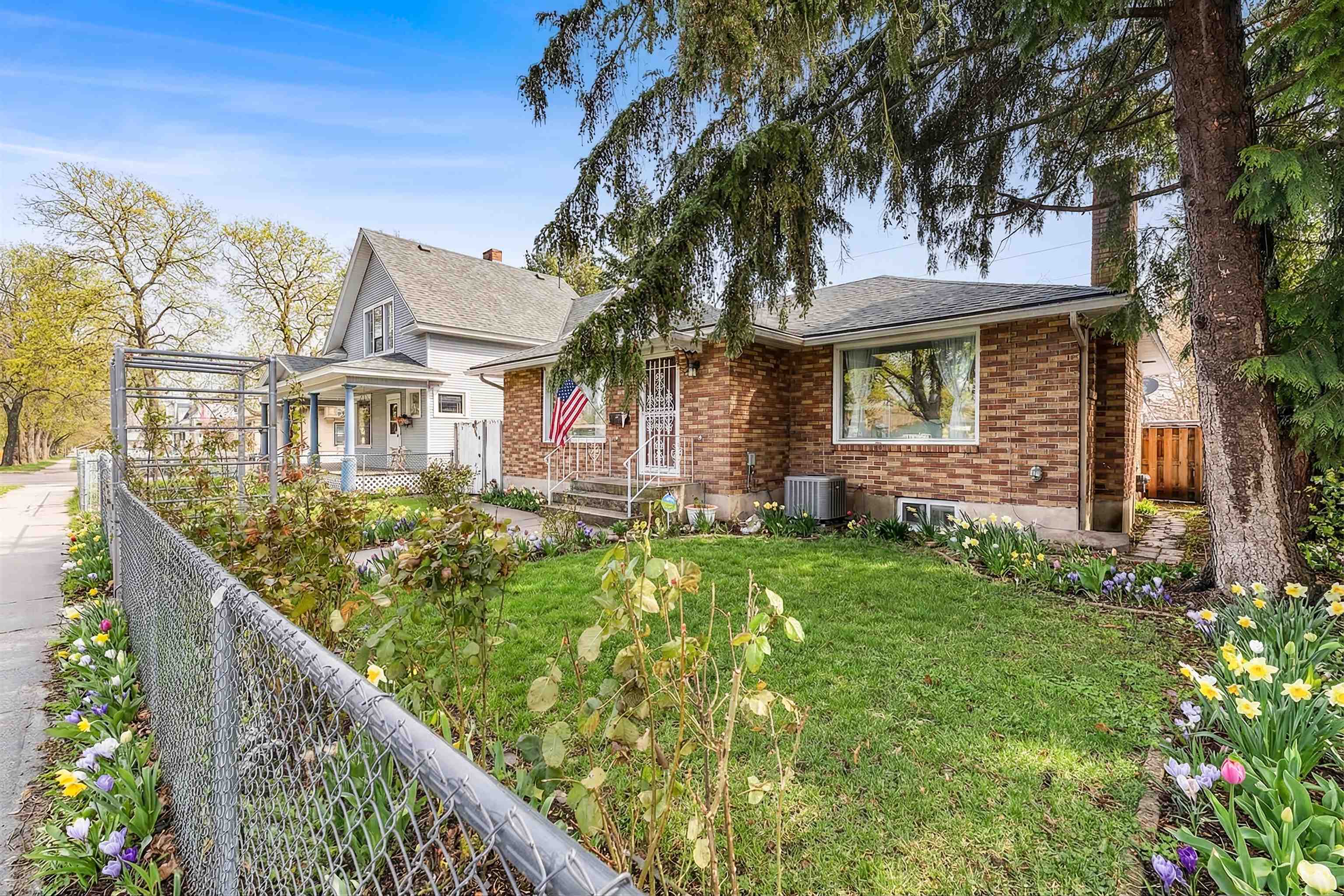 3rd image of 942 E Baldwin Ave, Spokane, WA 99207 | MLS# 202613959