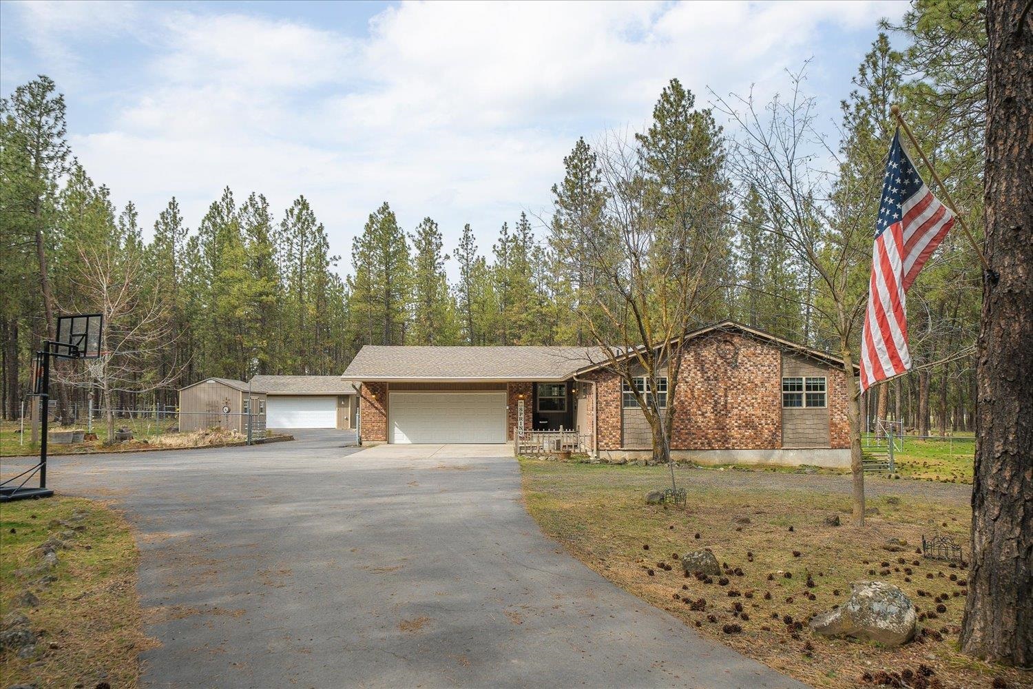 3rd image of 7114 W Melville Rd, Cheney, WA 99004 | MLS# 202614232