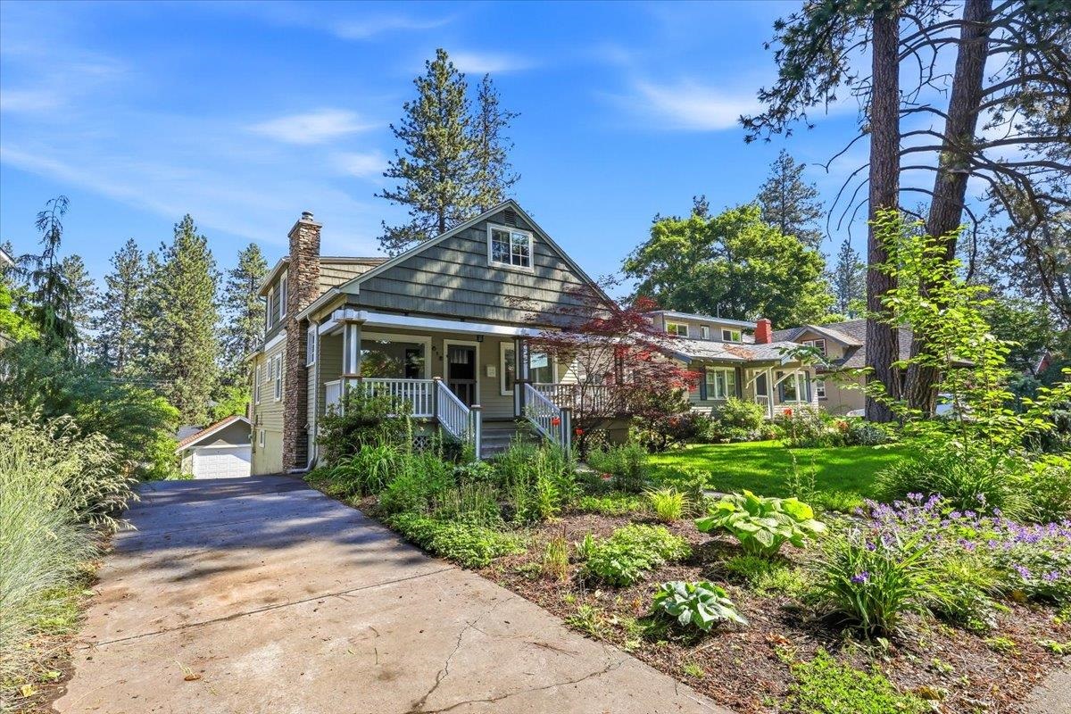 Homes for sale in Spokane, WA | 618 W 17Th Ave, Spokane, WA 99203 | MLS# 202614885