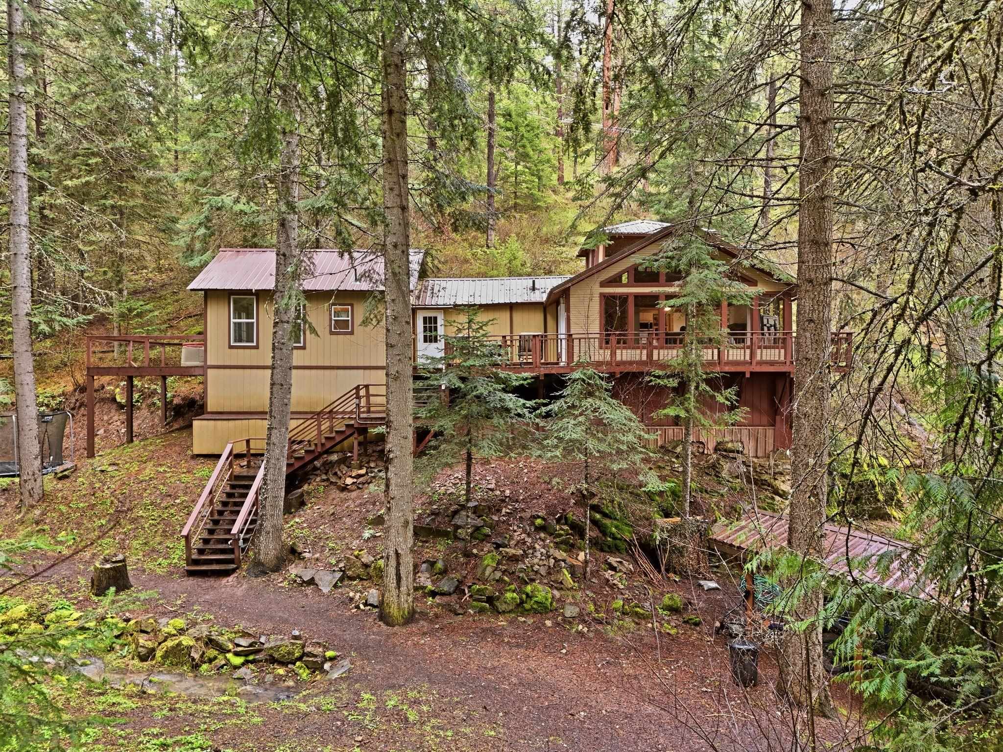 Homes for sale in Newman Lake, WA | 11823 N Honeymoon Bay Rd, Newman Lake, WA 99025 | MLS# 202615660