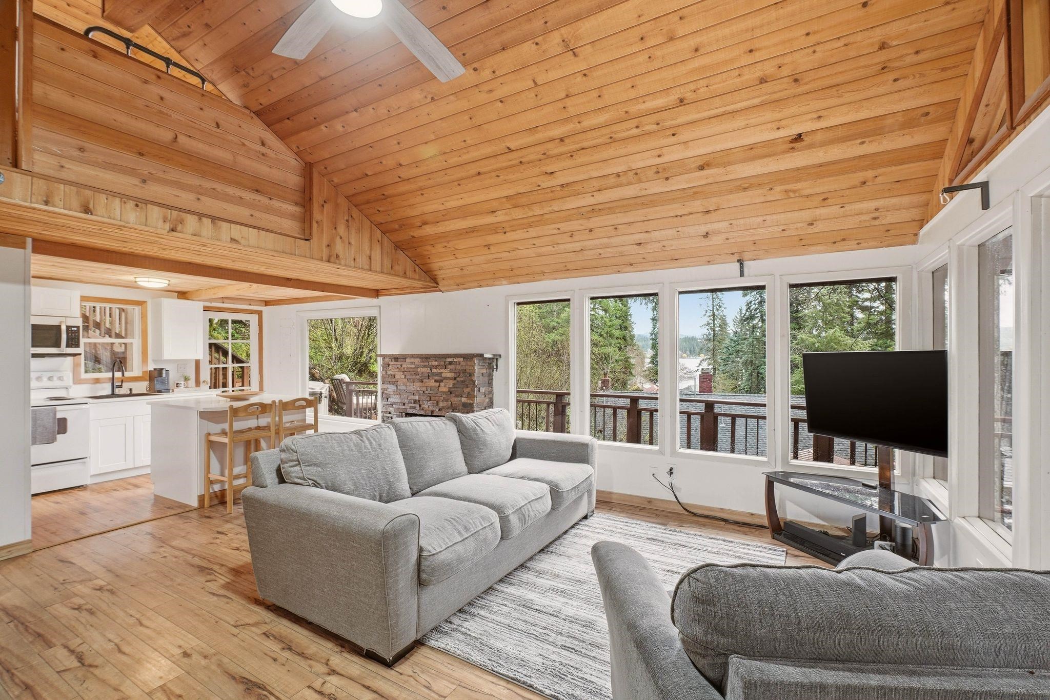 Homes for sale in Newman Lake, WA | 11823 N Honeymoon Bay Rd, Newman Lake, WA 99025 | MLS# 202615660