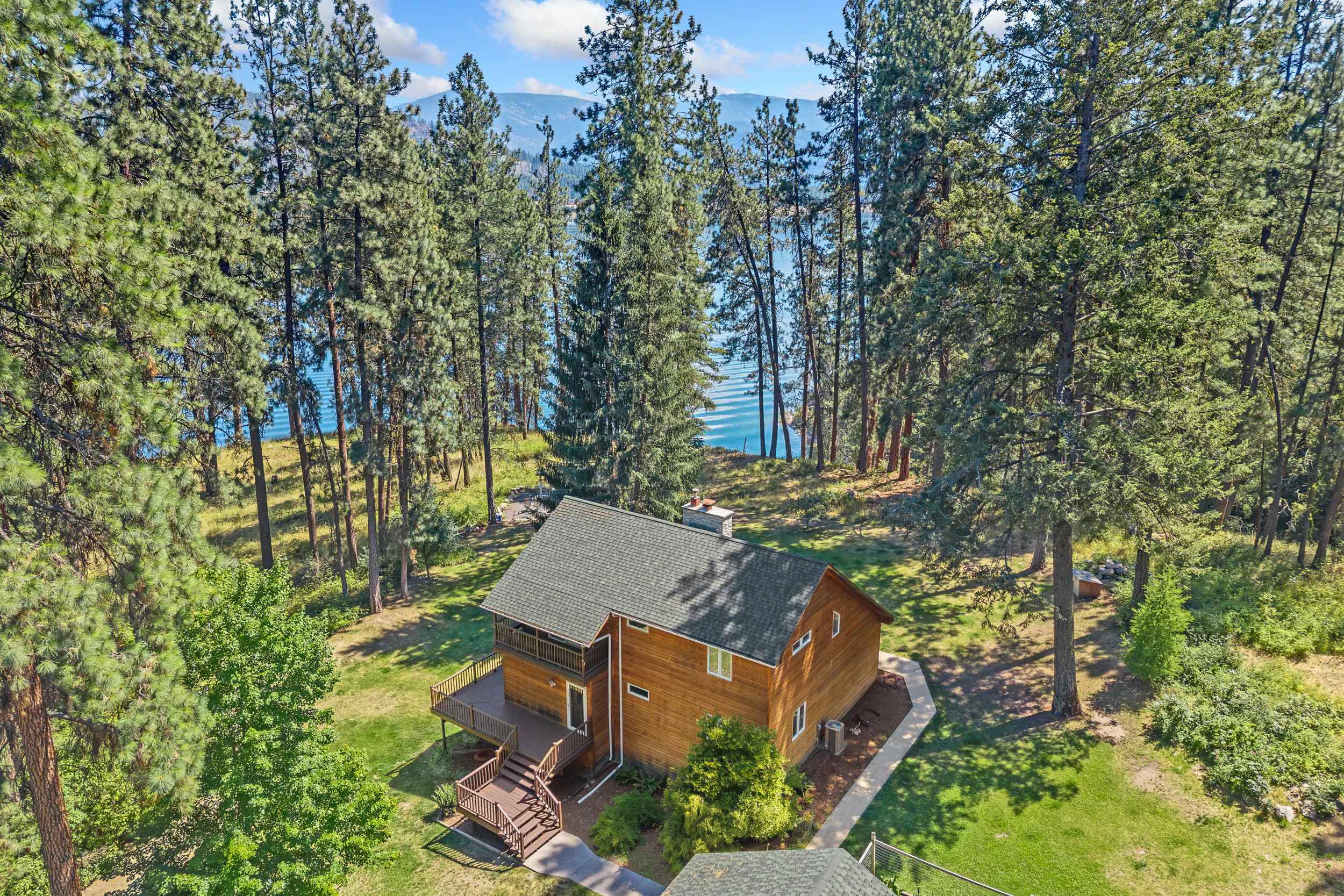 Homes for sale in Kettle Falls, WA | 61 Columbia Dr, Kettle Falls, WA 99141 | MLS# 202615754