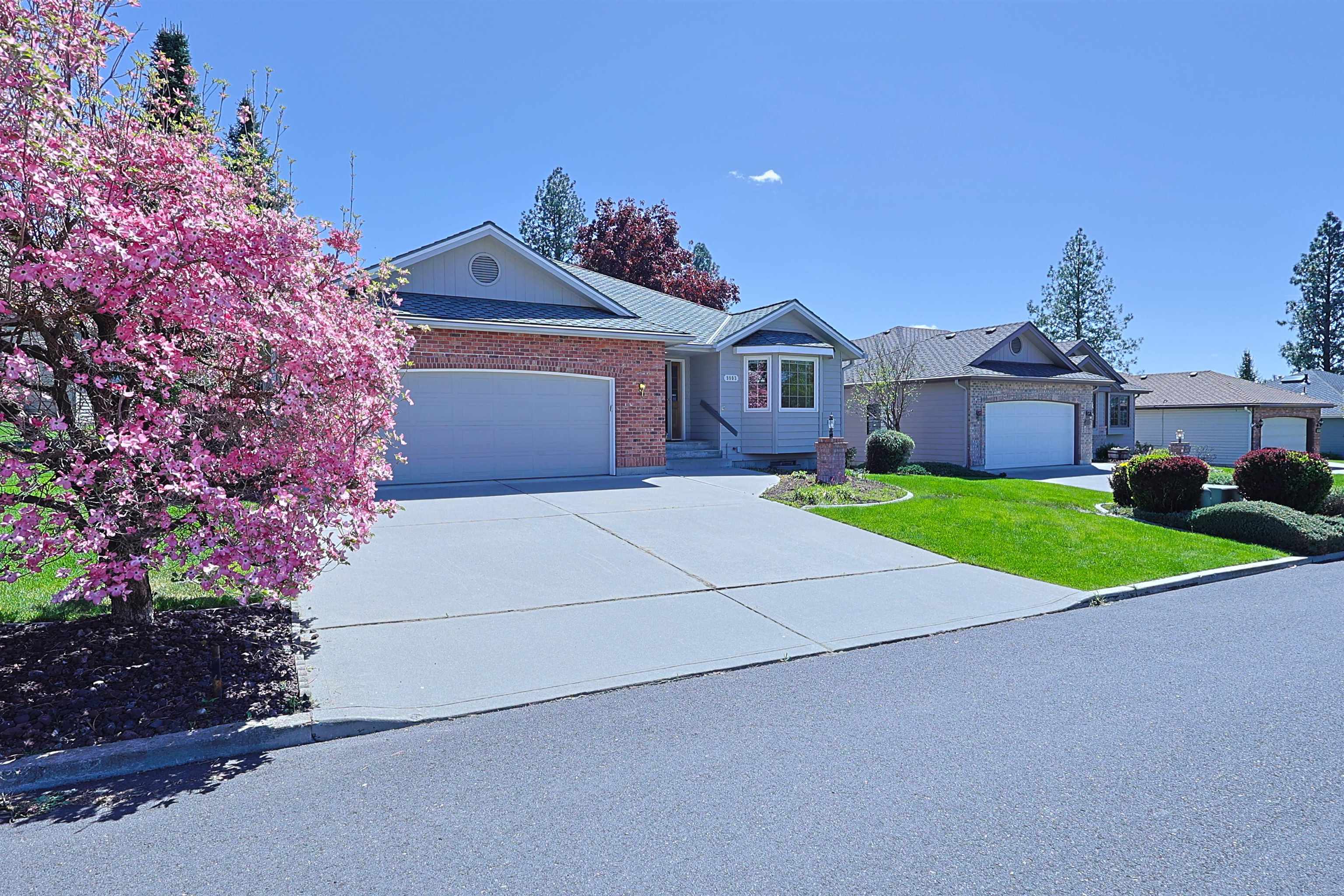 Homes for sale in Spokane, WA | 9803 N Comanche Dr, Spokane, WA 99208 | MLS# 202616992