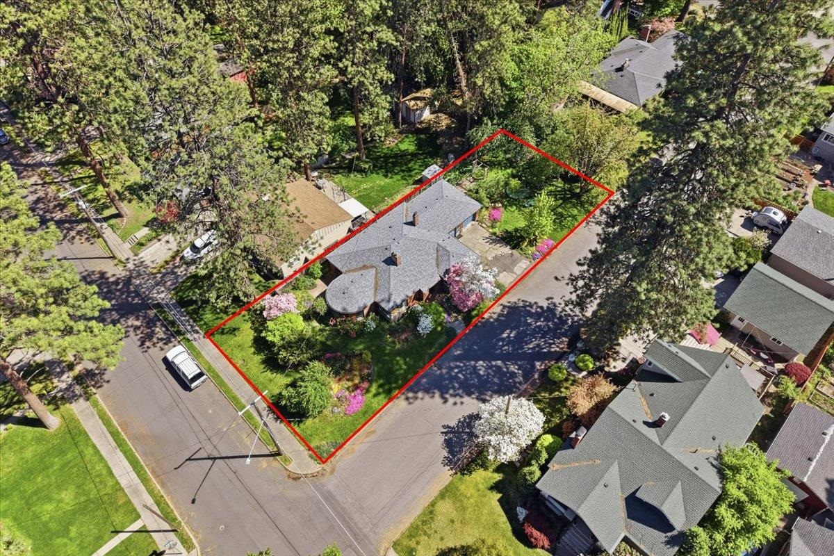 2nd image of 1803 S Arthur St, Spokane, WA 99203 | MLS# 202617040