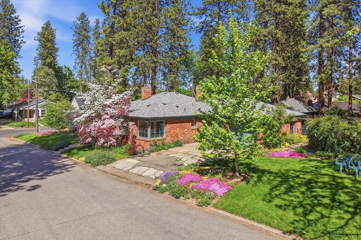 5th image of 1803 S Arthur St, Spokane, WA 99203 | MLS# 202617040