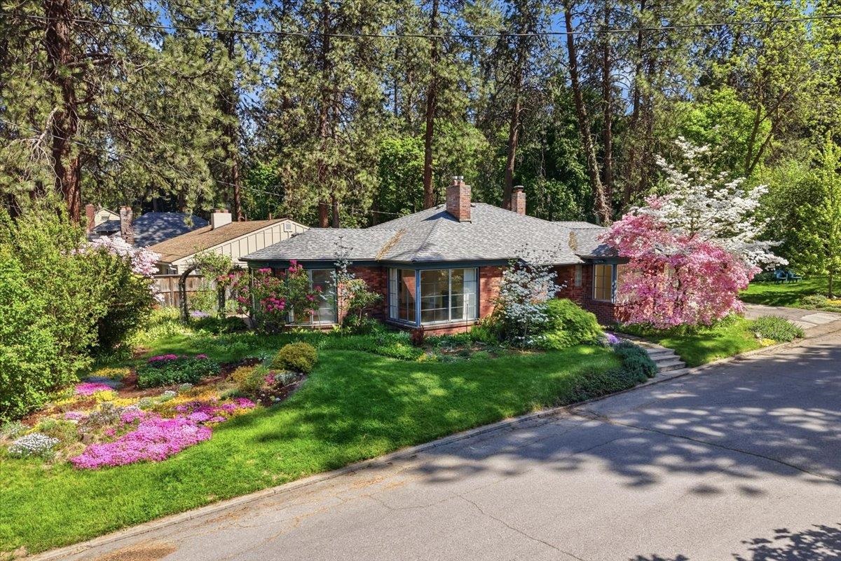 4th image of 1803 S Arthur St, Spokane, WA 99203 | MLS# 202617040