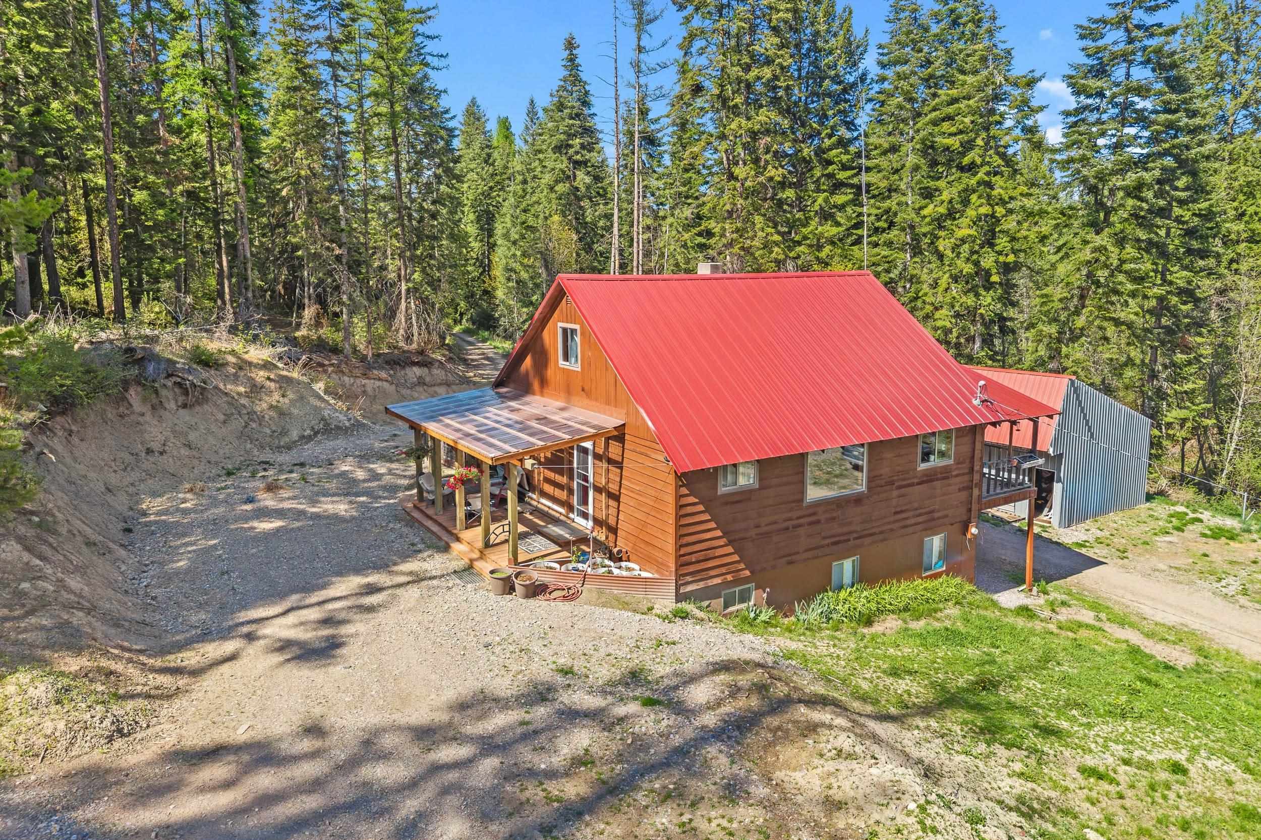 Homes for sale in Addy, WA | 2785 Records Rd, Addy, WA 99101 | MLS# 202617144