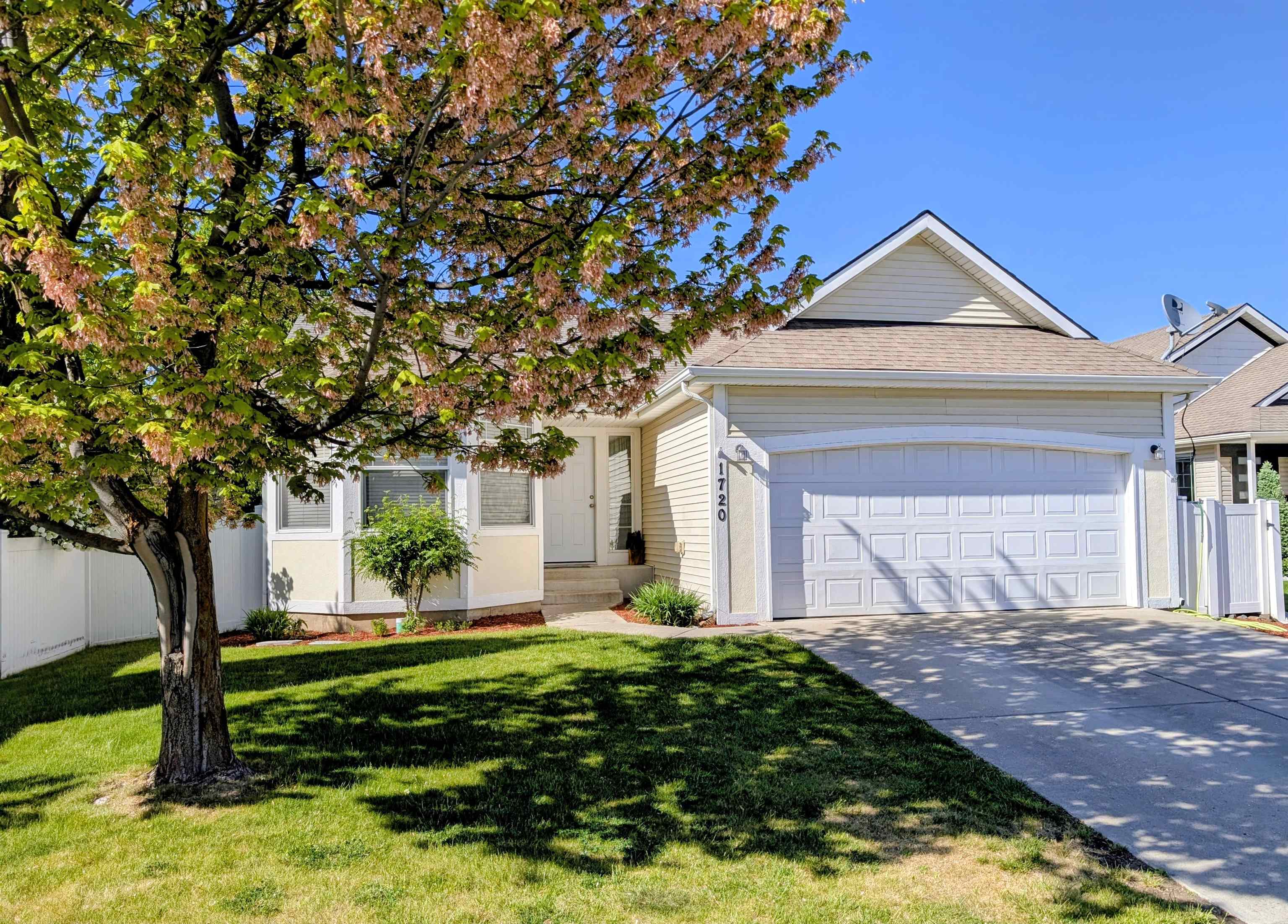 2nd image of 1720 W W Briar Ln, Spokane, WA 99208 | MLS# 202617318