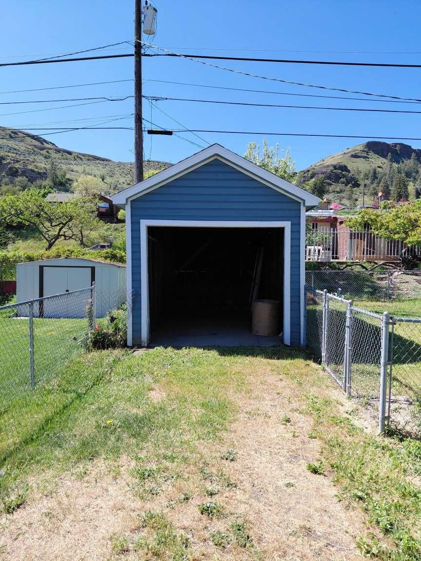 11th image of 508 Roosevelt Dr, Grand Coulee, WA 99133 | MLS# 202618099