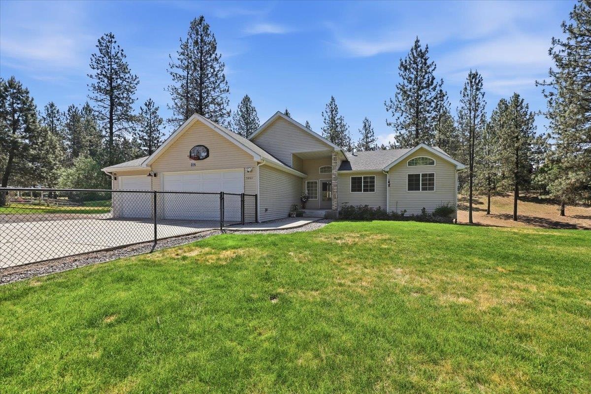 Homes for sale in Nine Mile Falls, WA | 5861 Jergens Rd, Nine Mile Falls, WA 99026 | MLS# 202618245