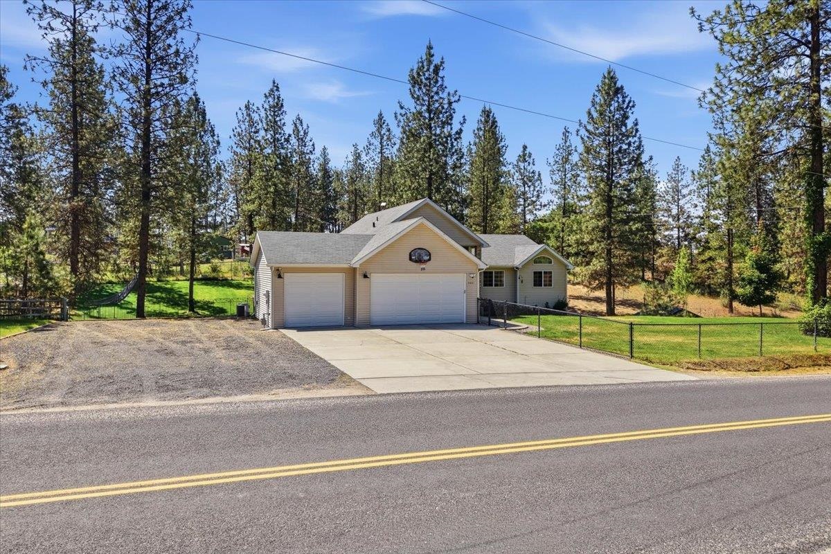Homes for sale in Nine Mile Falls, WA | 5861 Jergens Rd, Nine Mile Falls, WA 99026 | MLS# 202618245
