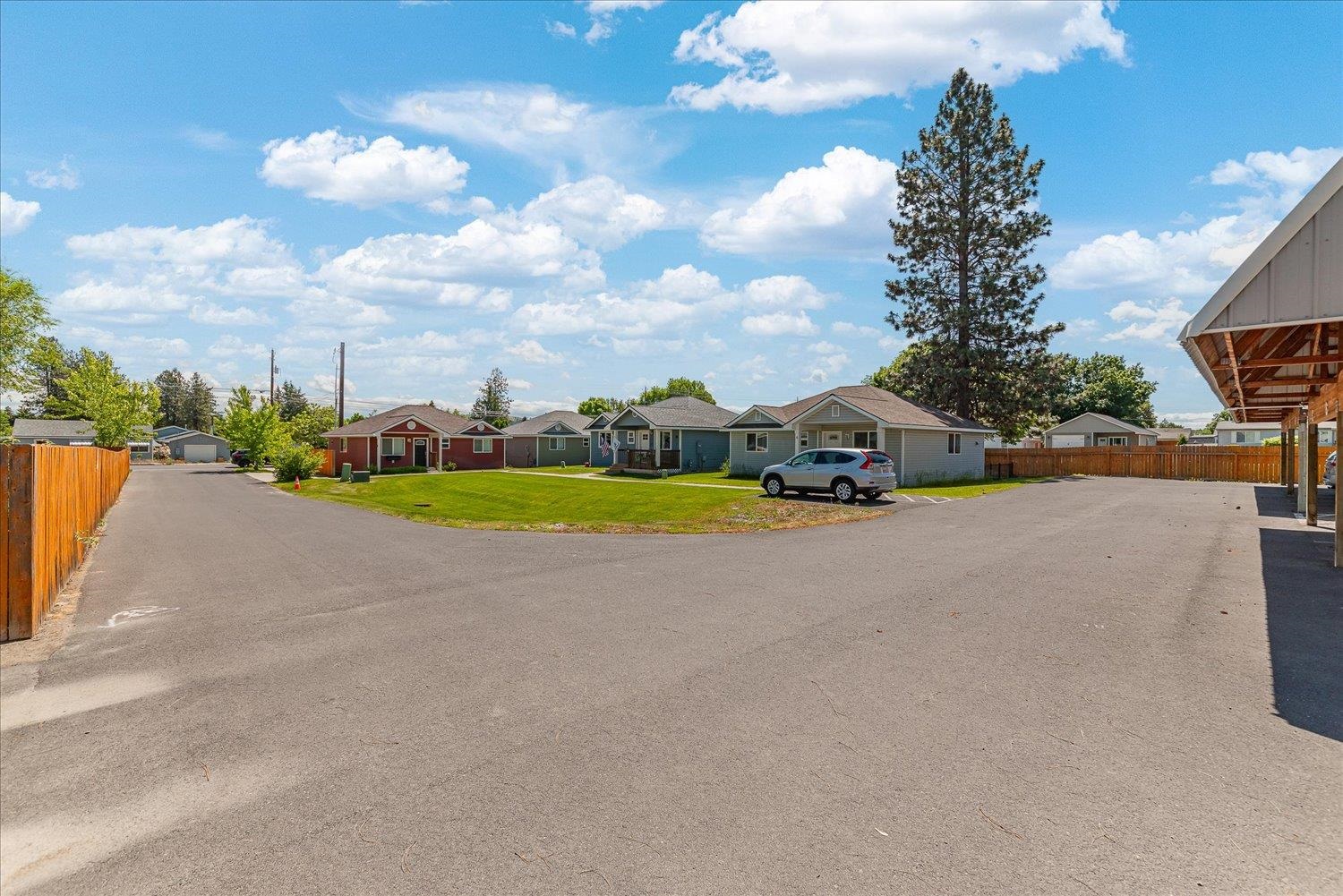 Homes for sale in Spokane, WA | 7125 N Crestline St, Spokane, WA 99217 | MLS# 202618477