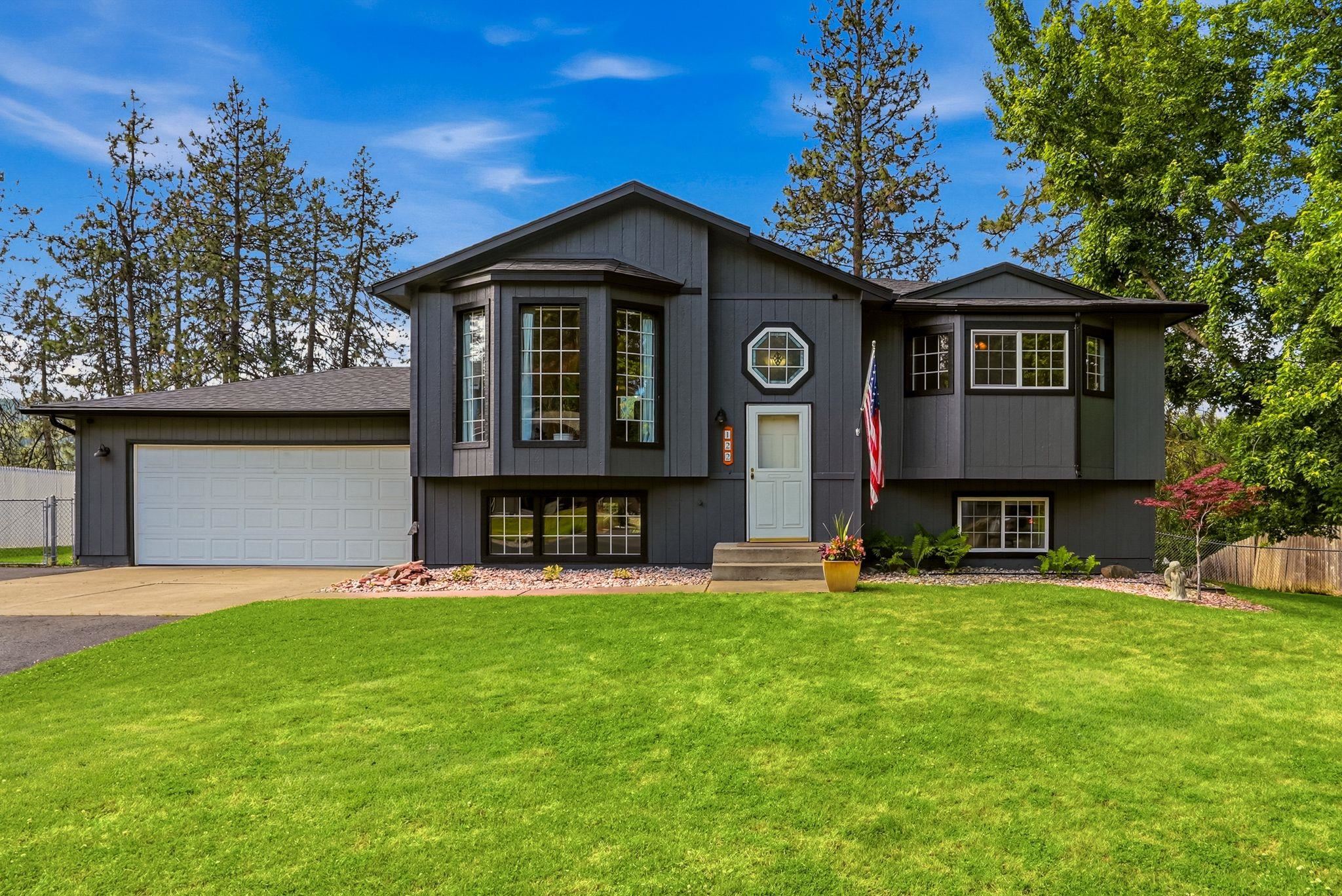 Homes for sale in Nine Mile Falls, WA | 122 E Wynot Dr, Nine Mile Falls, WA 99026 | MLS# 202618716