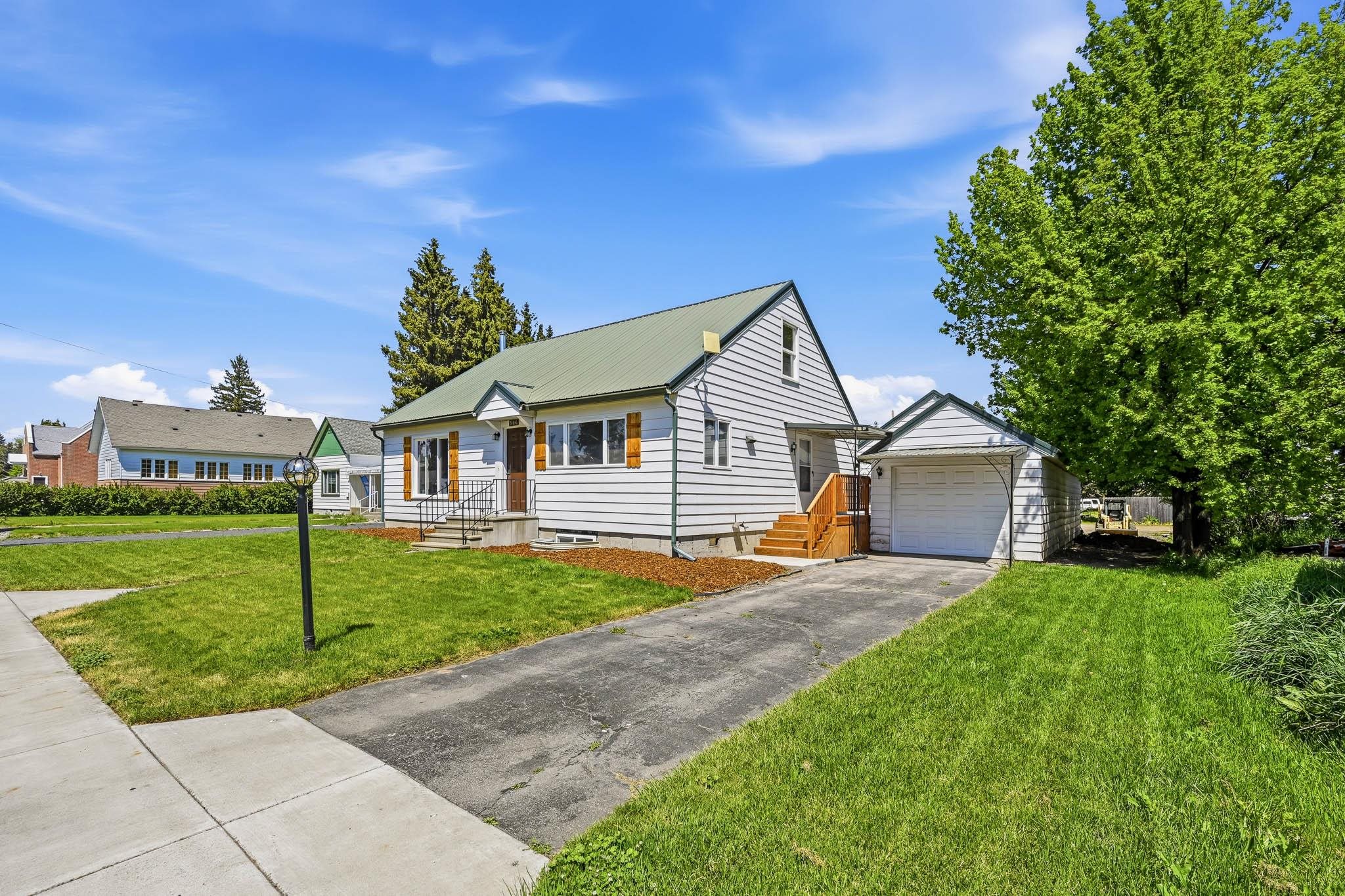 3rd image of 306 W Steptoe St, Oakesdale, WA 99158 | MLS# 202618750