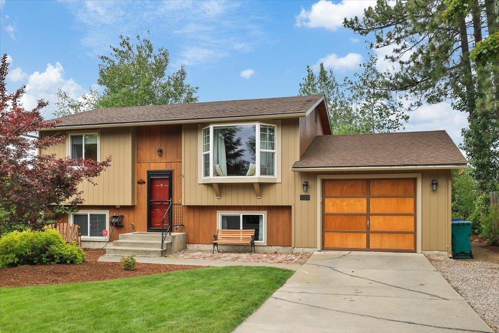 1st image of 1207 N Margaret Ave, Deer Park, WA 99006 | MLS# 202619101