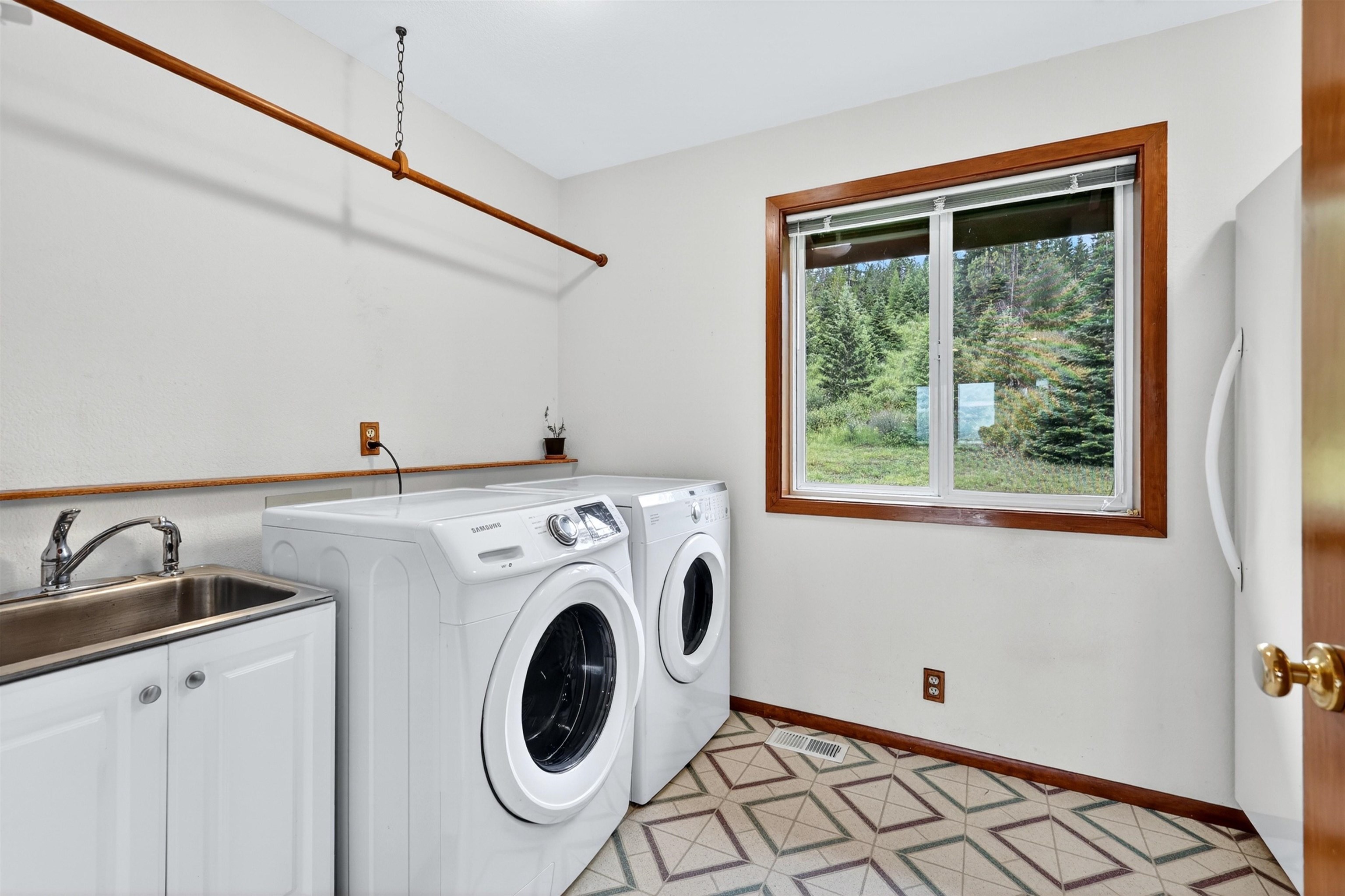 Homes for sale in Usk, WA | 13561 Westside Calispel Rd, Usk, WA 99180 | MLS# 202619263