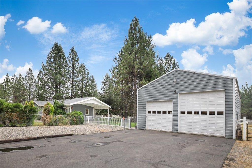 Homes for sale in Newman Lake, WA | 26514 E Idaho Pines Rd, Newman Lake, WA 99025 | MLS# 202620213