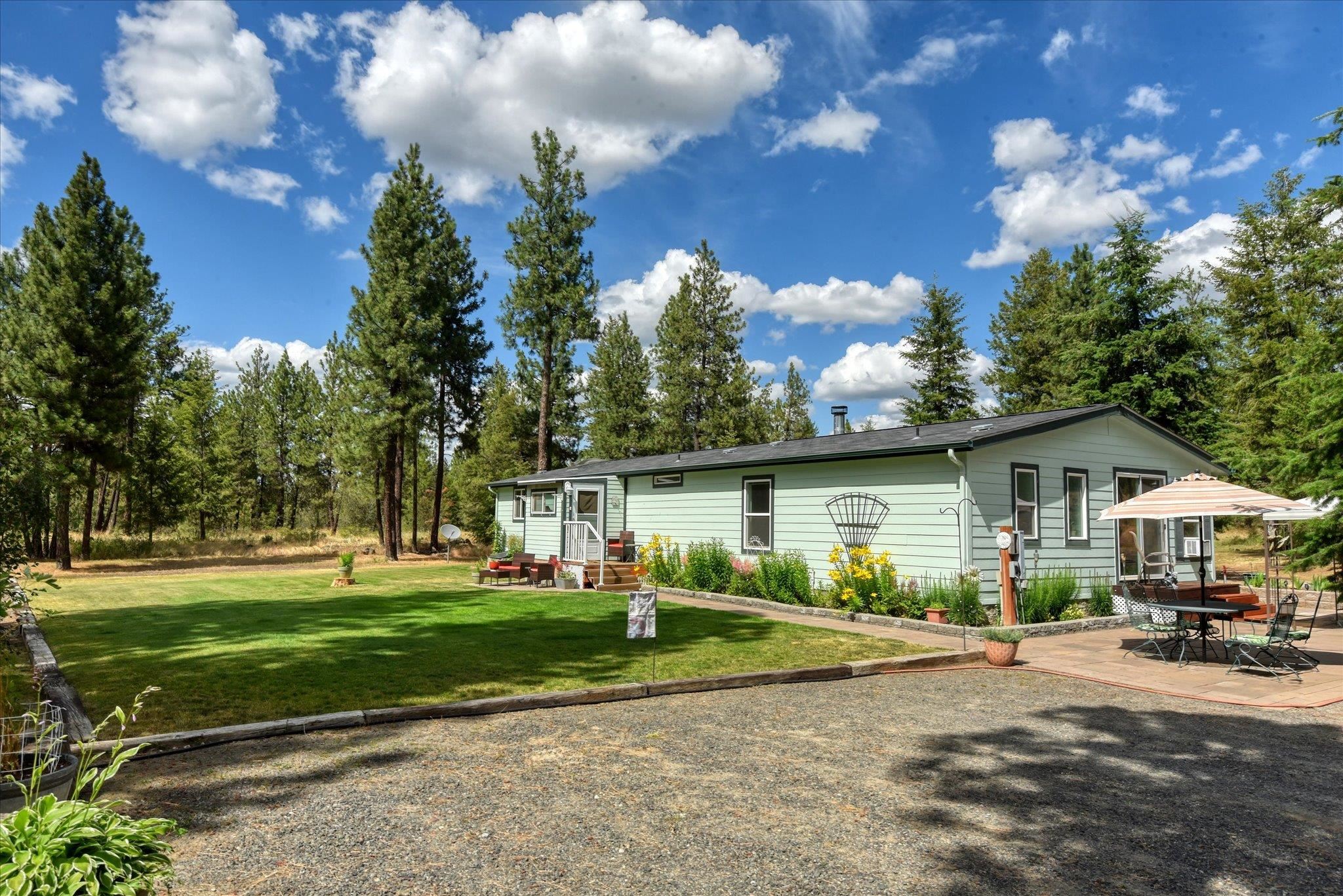 Homes for sale in Reardan, WA | 52551 E Whispering Pines Loop, Reardan, WA 99029 | MLS# 202620352