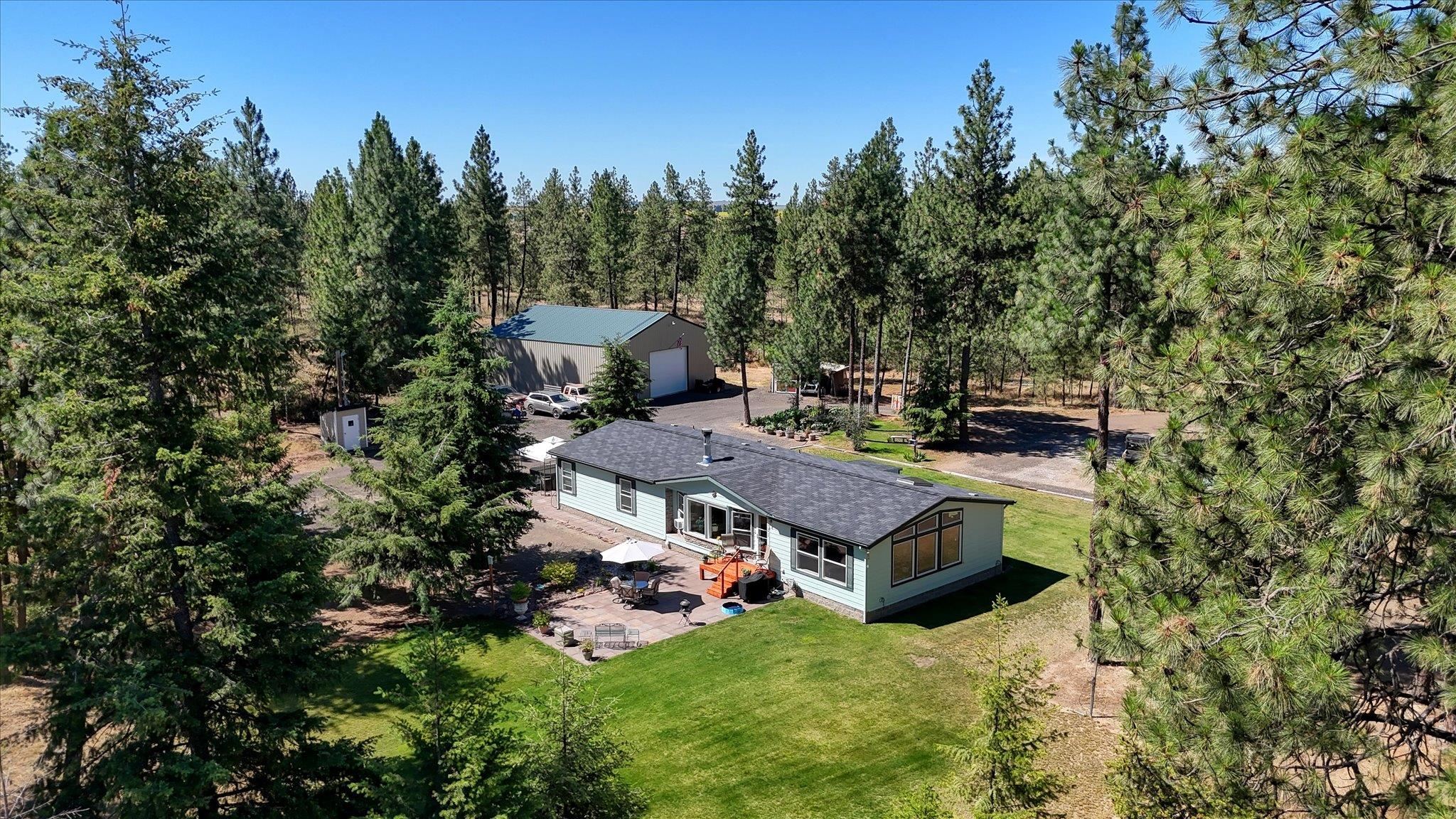 Homes for sale in Reardan, WA | 52551 E Whispering Pines Loop, Reardan, WA 99029 | MLS# 202620352