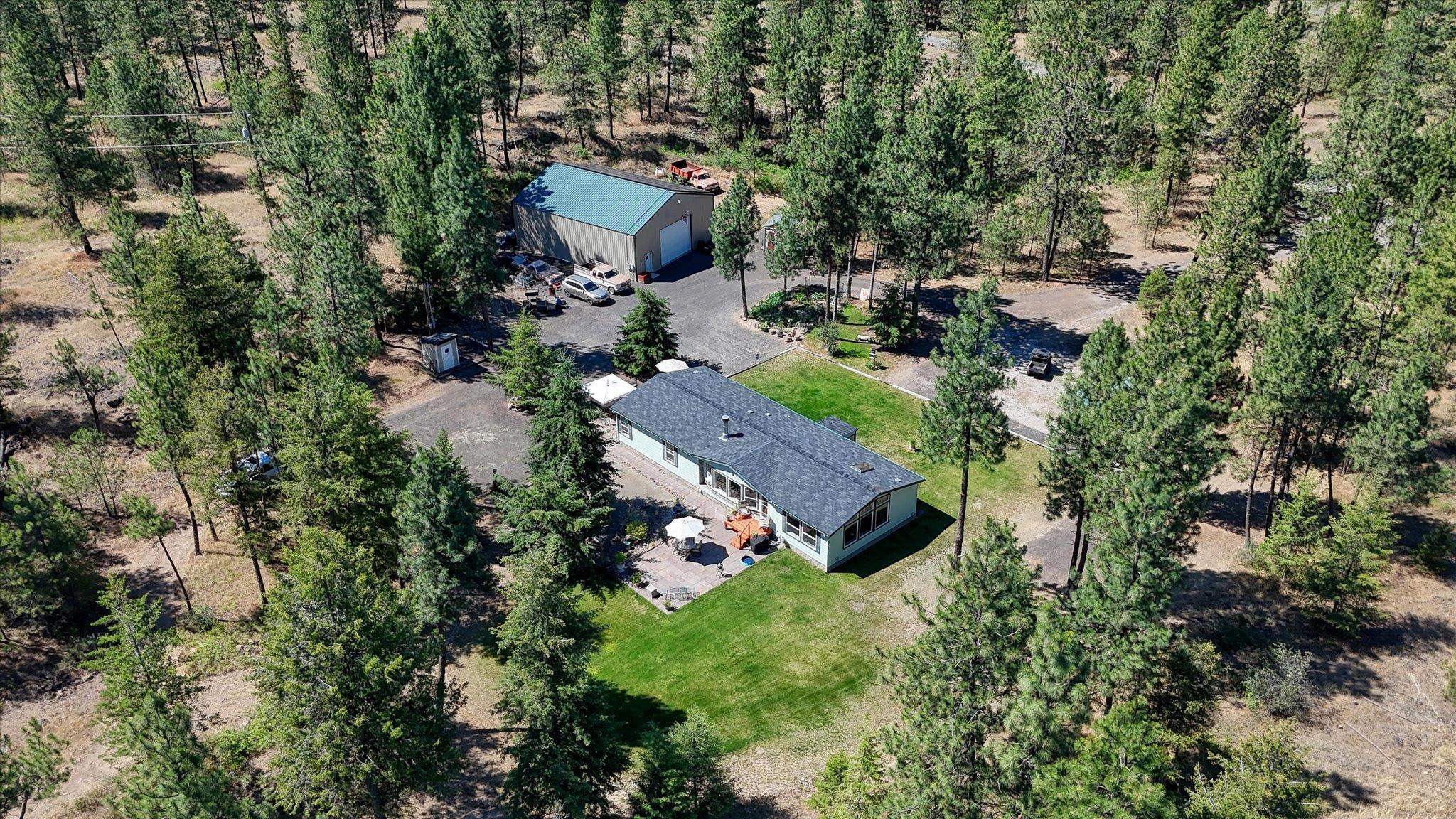 Homes for sale in Reardan, WA | 52551 E Whispering Pines Loop, Reardan, WA 99029 | MLS# 202620352