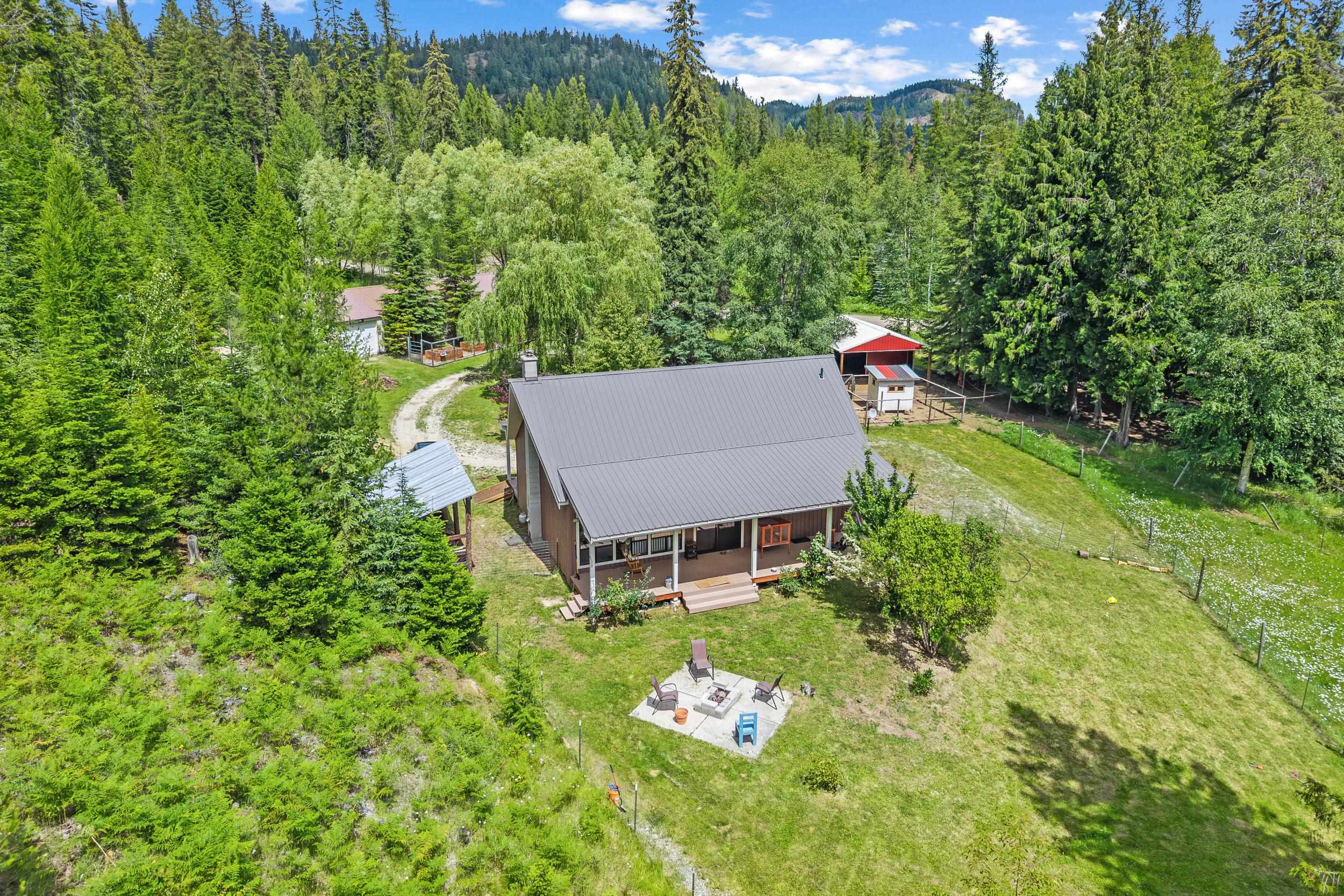 Homes for sale in Ione, WA | 421 N Pickett Rd, Ione, WA 99139 | MLS# 202620404
