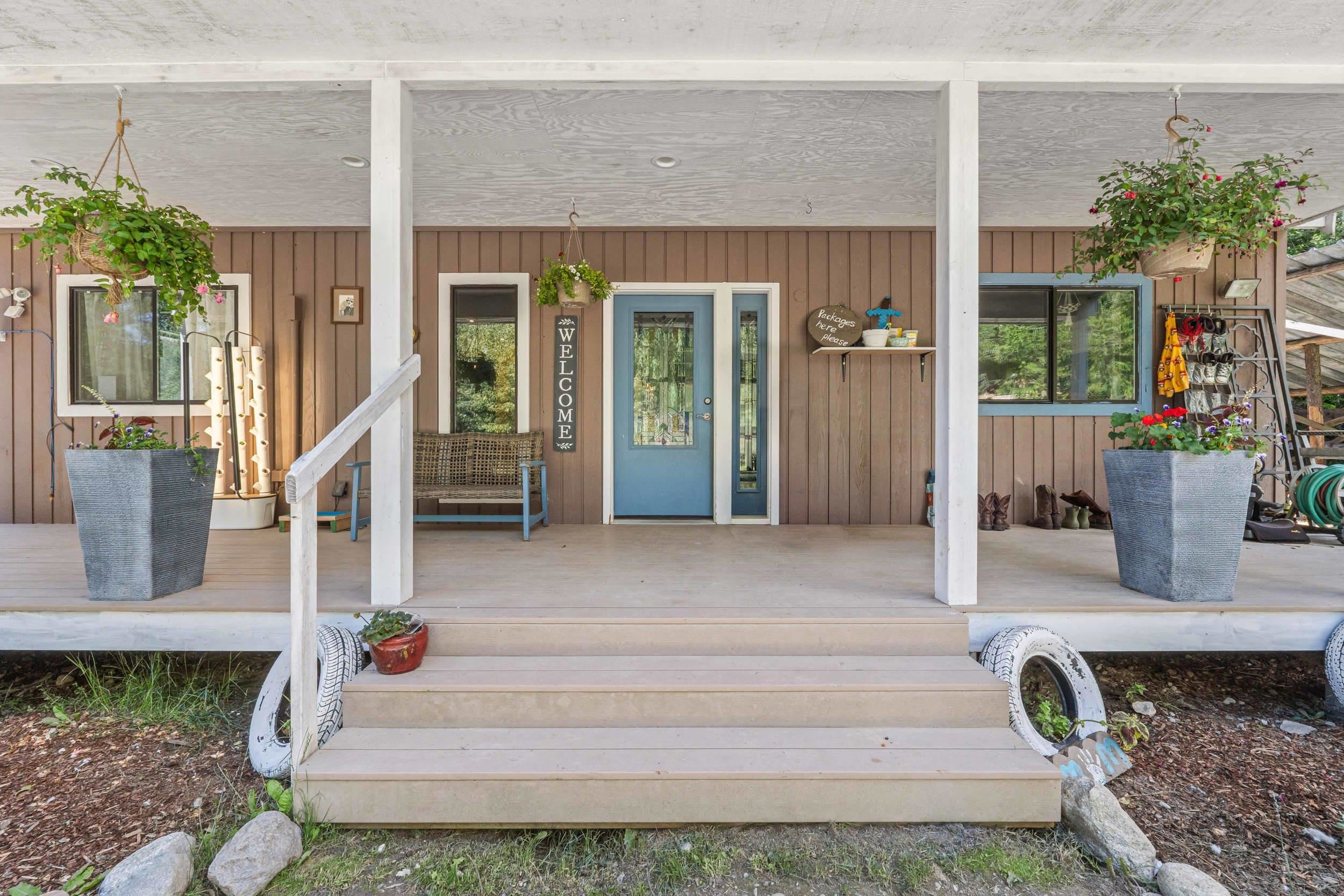 Homes for sale in Ione, WA | 421 N Pickett Rd, Ione, WA 99139 | MLS# 202620404