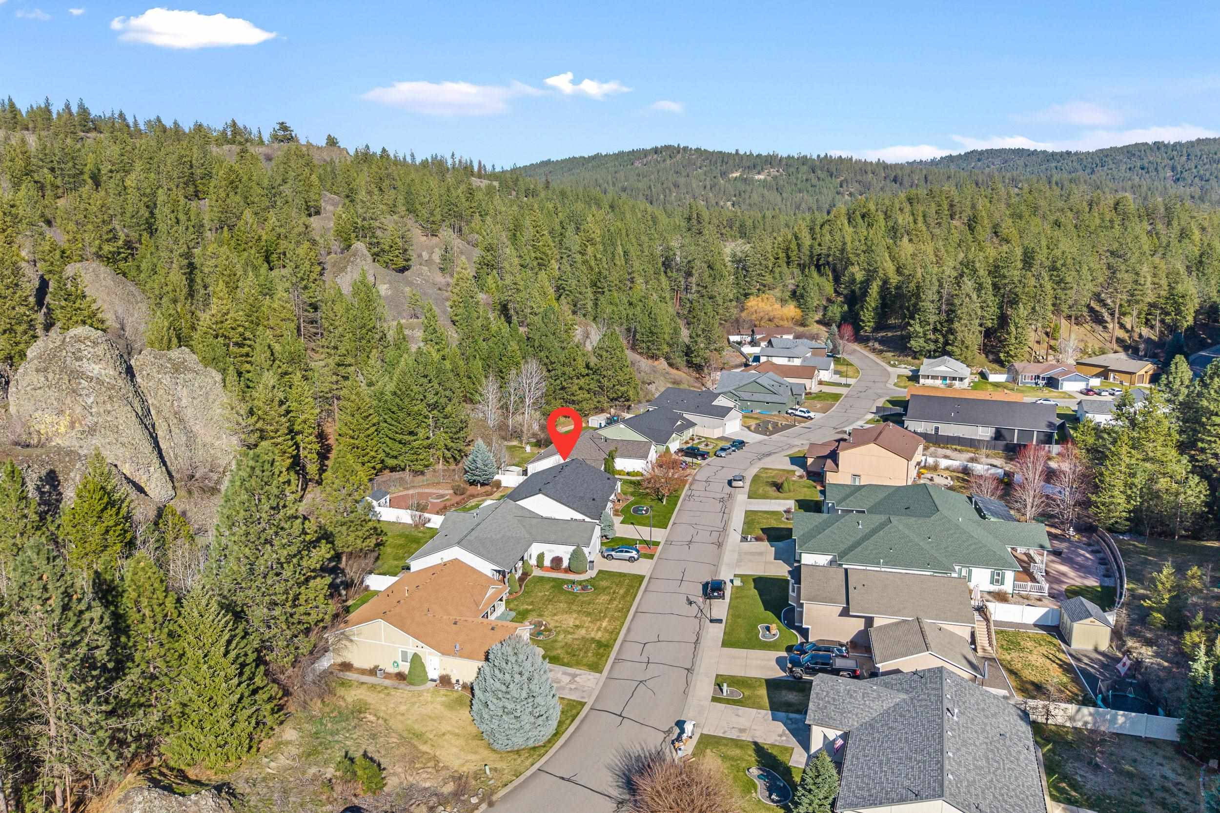Homes for sale in Nine Mile Falls, WA | 6004 Ruby Wy, Nine Mile Falls, WA 99026 | MLS# 202620492