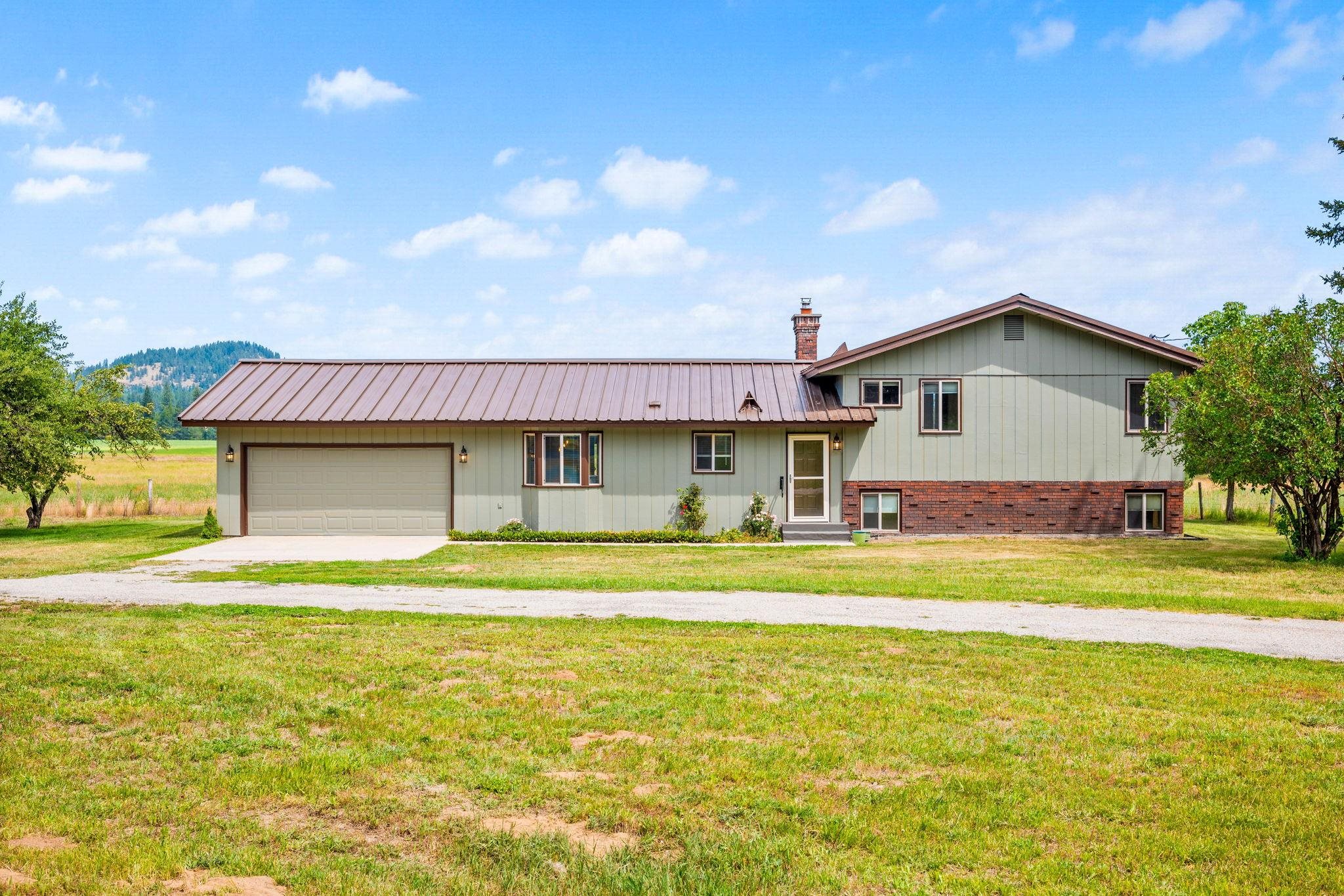 Homes for sale in Clayton, WA | 4796 W Gibson Dahl Rd, Clayton, WA 99110 | MLS# 202620551