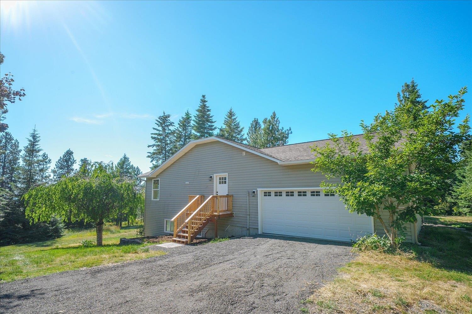 Homes for sale in Chattaroy, WA | 15519 E Tallman Rd, Chattaroy, WA 99003 | MLS# 202620784
