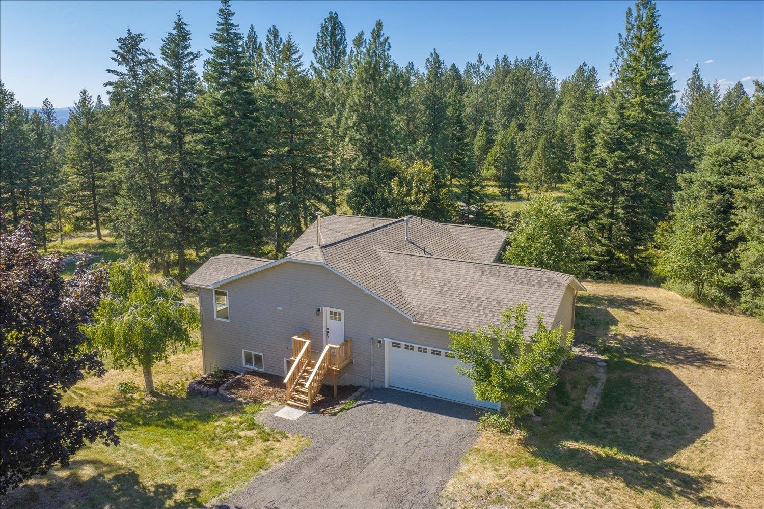 Homes for sale in Chattaroy, WA | 15519 E Tallman Rd, Chattaroy, WA 99003 | MLS# 202620784