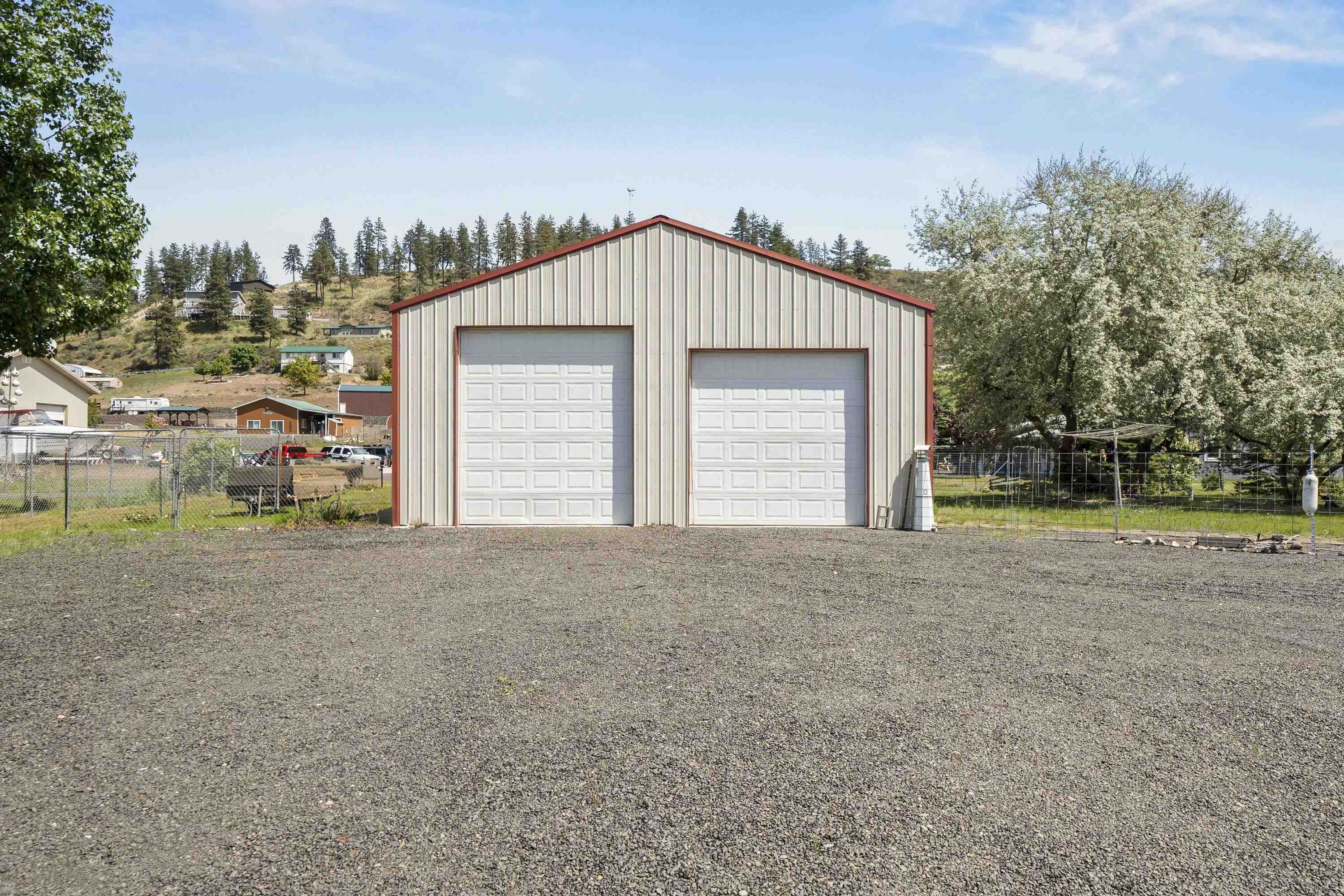 Homes for sale in Deer Meadows, WA | 42010 Quail Run N Rd, Deer Meadows, WA 99122 | MLS# 202620928