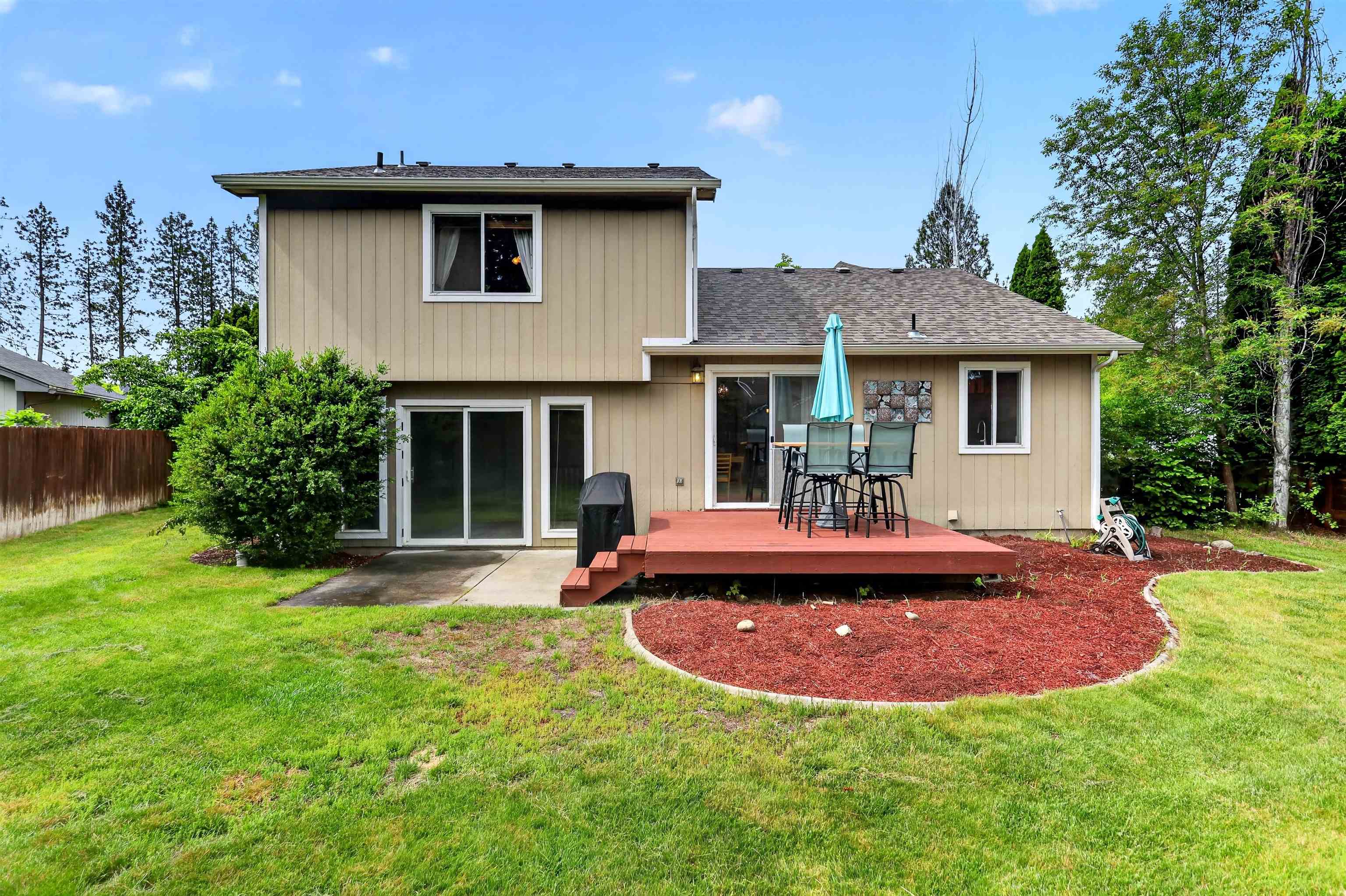 Homes for sale in Nine Mile Falls, WA | 9920 N Parkside Dr, Nine Mile Falls, WA 99026 | MLS# 202621067