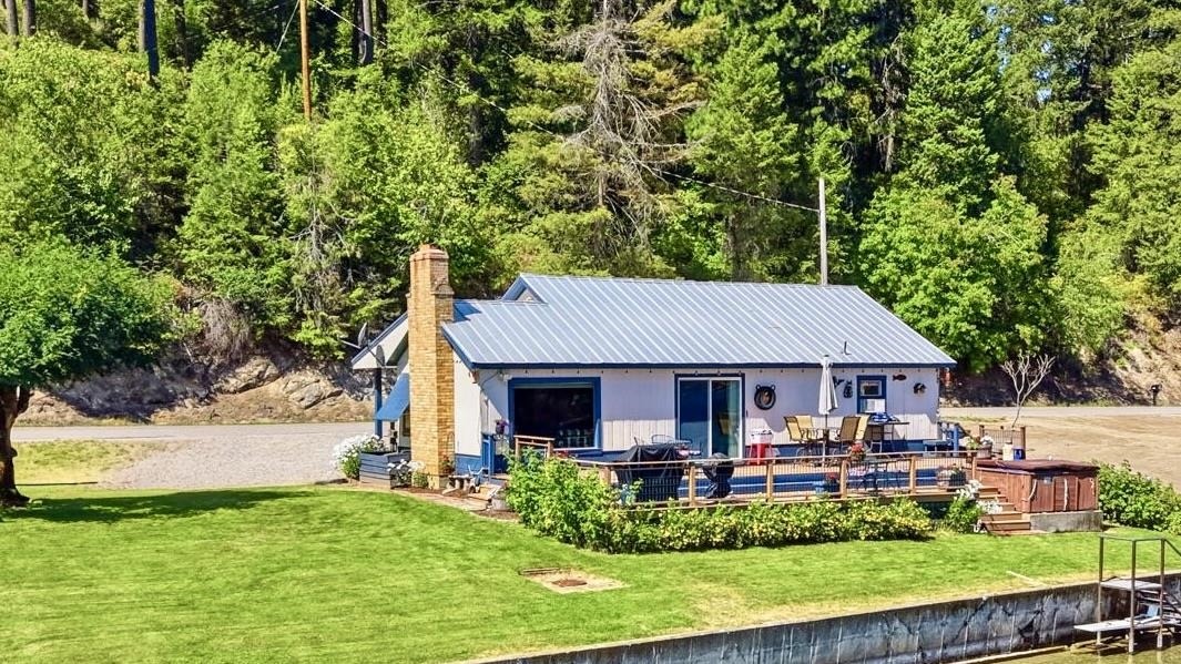 Homes for sale in Loon Lake, WA | 46273 Larson Beach Rd, Loon Lake, WA 99148 | MLS# 202621200