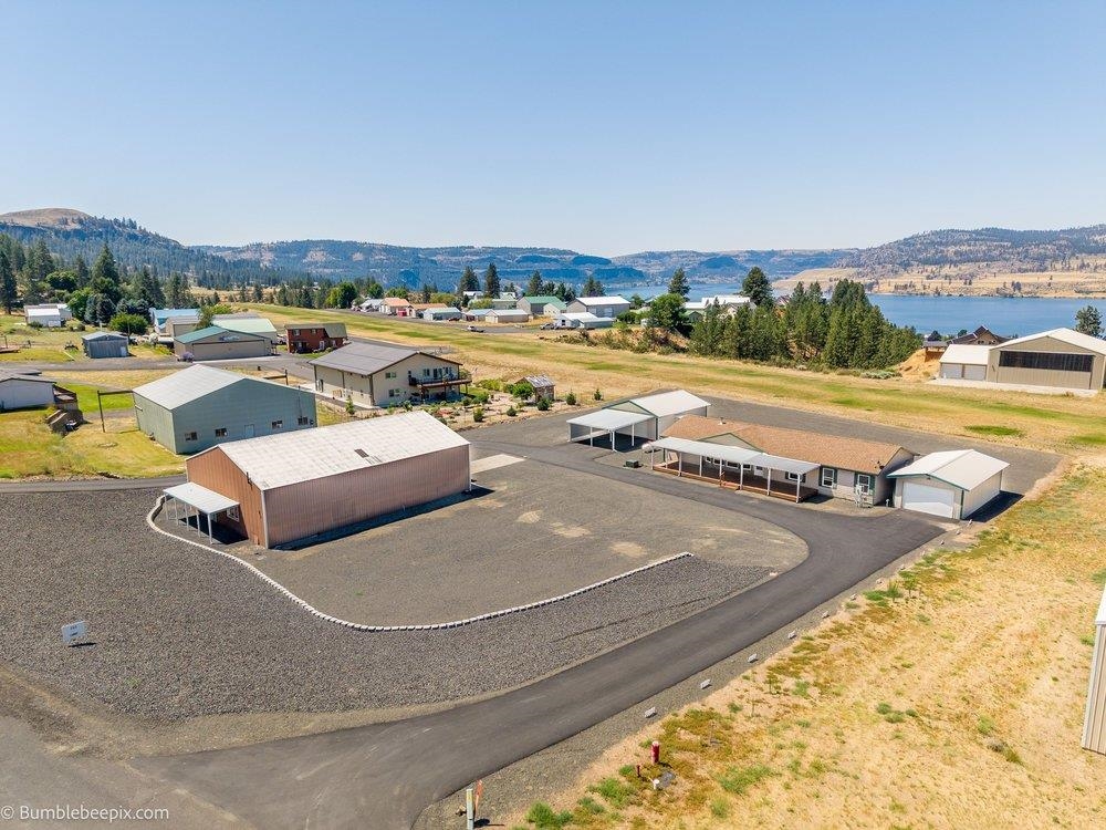 Homes for sale in Seven Bays, WA | 202 Airport Wy, Seven Bays, WA 99122 | MLS# 202621241