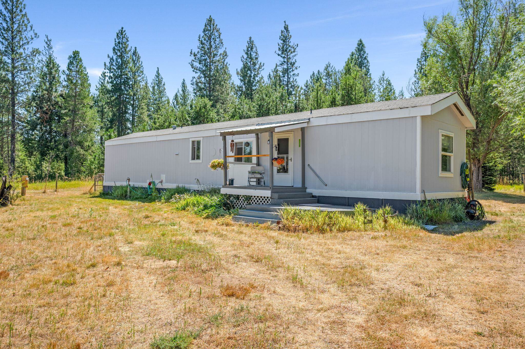 2nd image of 40507 N Division Rd, Deer Park, WA 99006 | MLS# 202621290