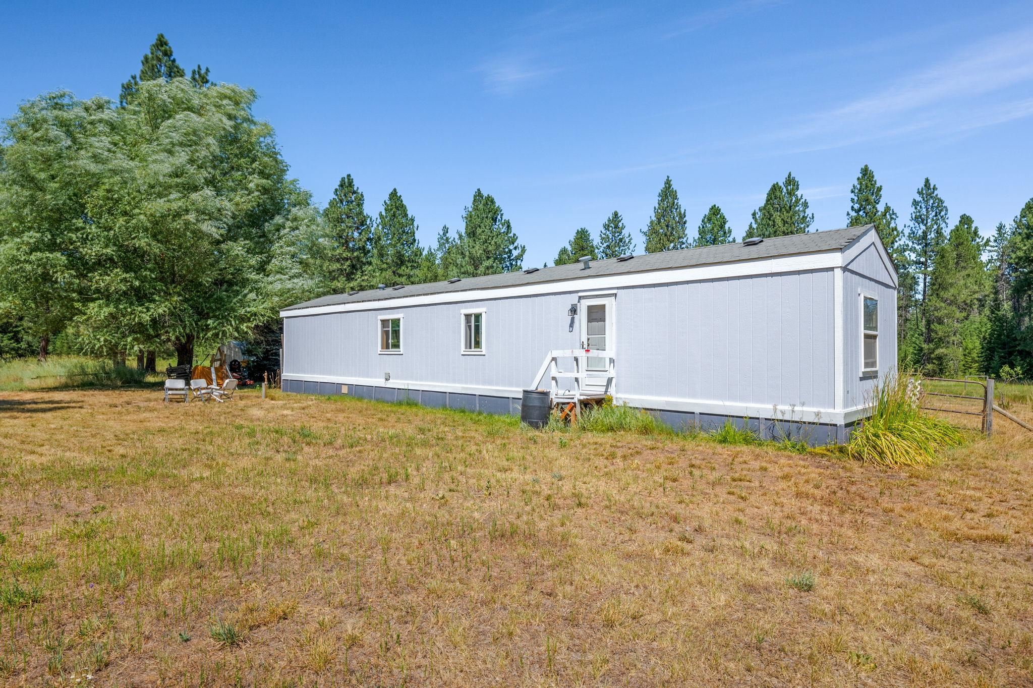 4th image of 40507 N Division Rd, Deer Park, WA 99006 | MLS# 202621290