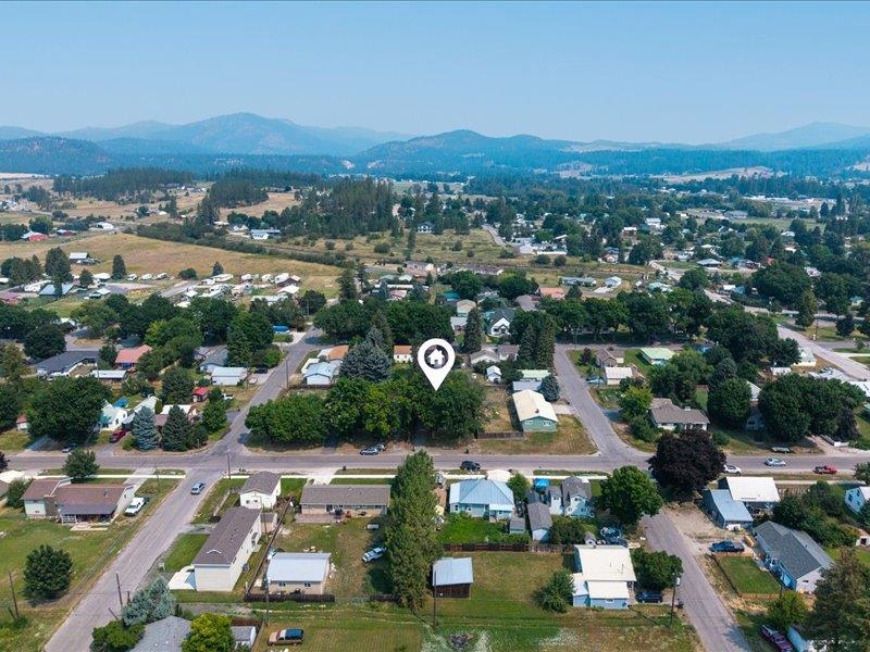 Homes for sale in Chewelah, WA | 910 W Main Ave, Chewelah, WA 99109 | MLS# 202621330