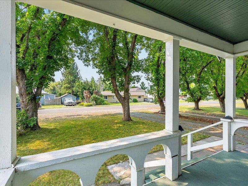 Homes for sale in Chewelah, WA | 910 W Main Ave, Chewelah, WA 99109 | MLS# 202621330