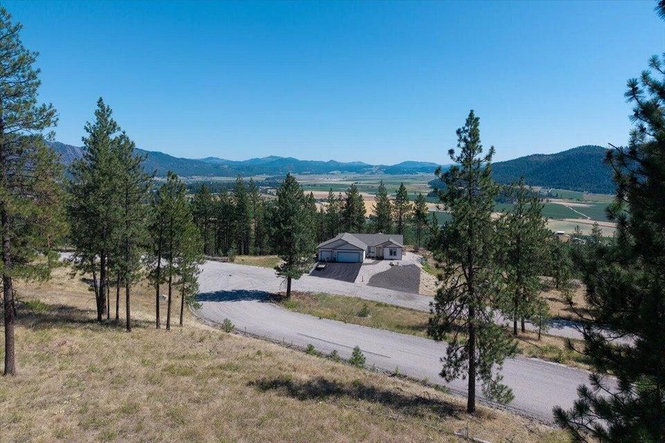 2nd image of 711 Palmer Ln, Chewelah, WA 99109 | MLS# 202621343