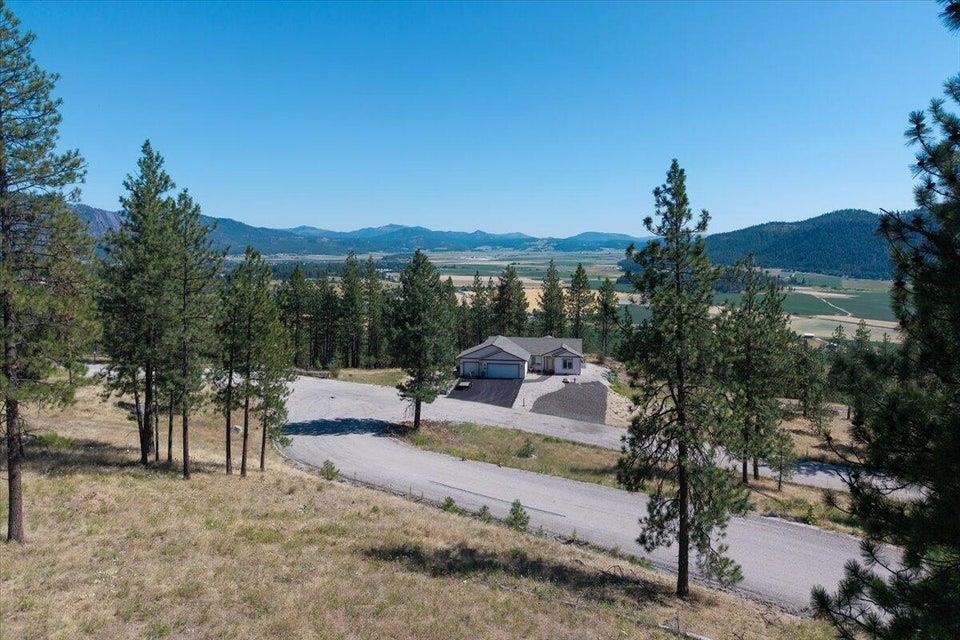 3rd image of 711 Palmer Ln, Chewelah, WA 99109 | MLS# 202621343