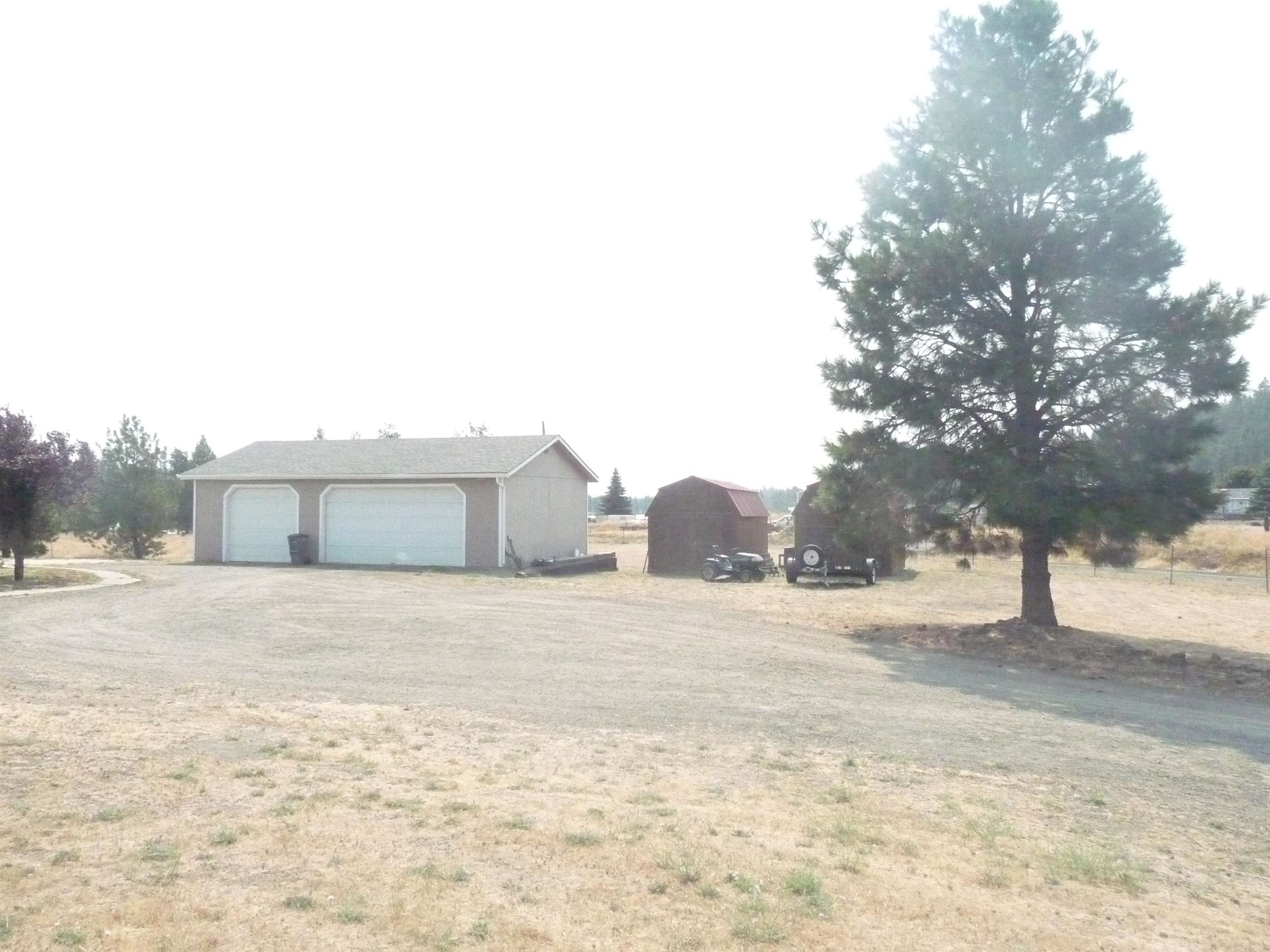 2nd image of 13724 W Medical Lakes 4 Lakes Rd, Cheney, WA 99004 | MLS# 202621822